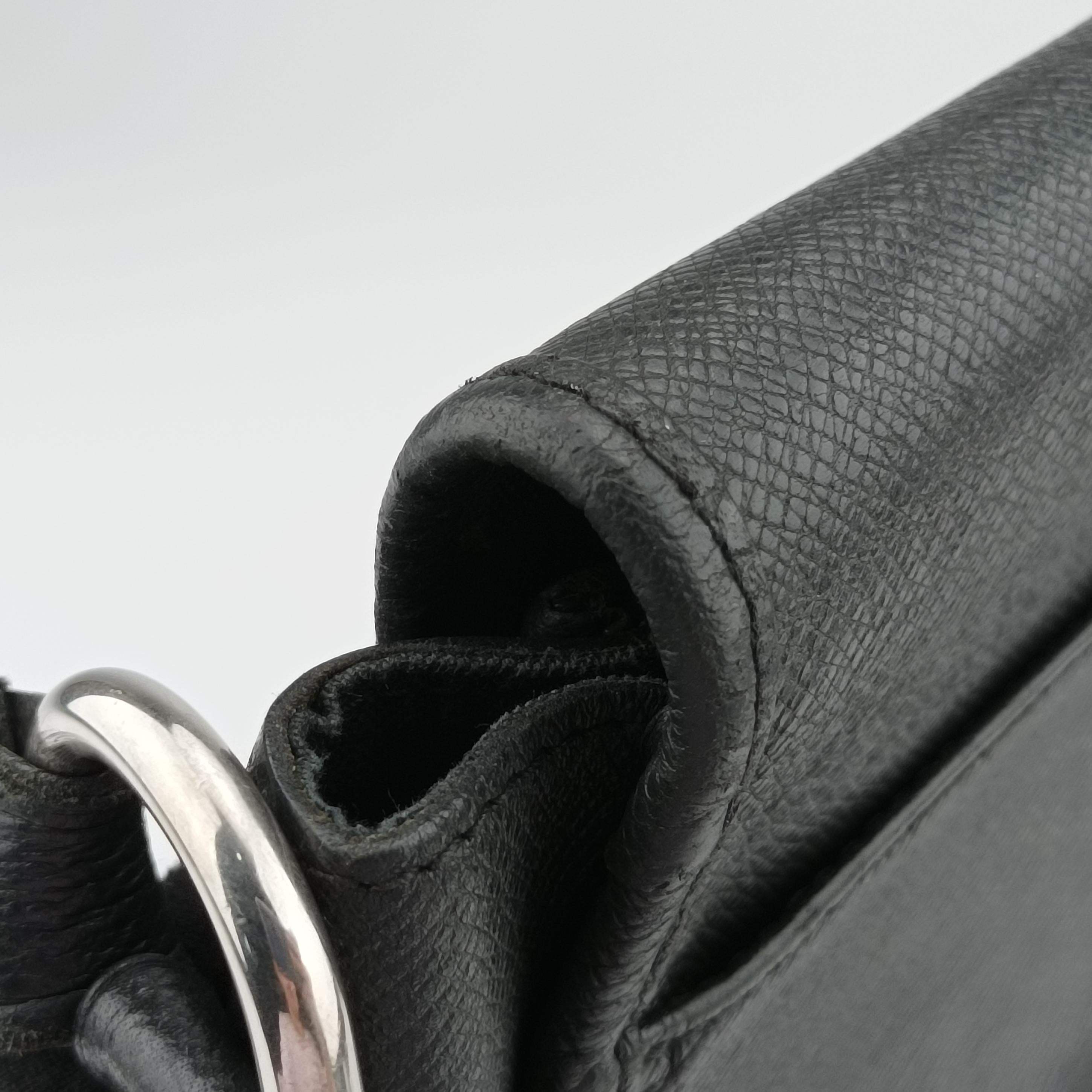 Pre-owned Louis Vuitton ANDREI ARDOISE Taiga M32482 shoulderbag | stylenewstar