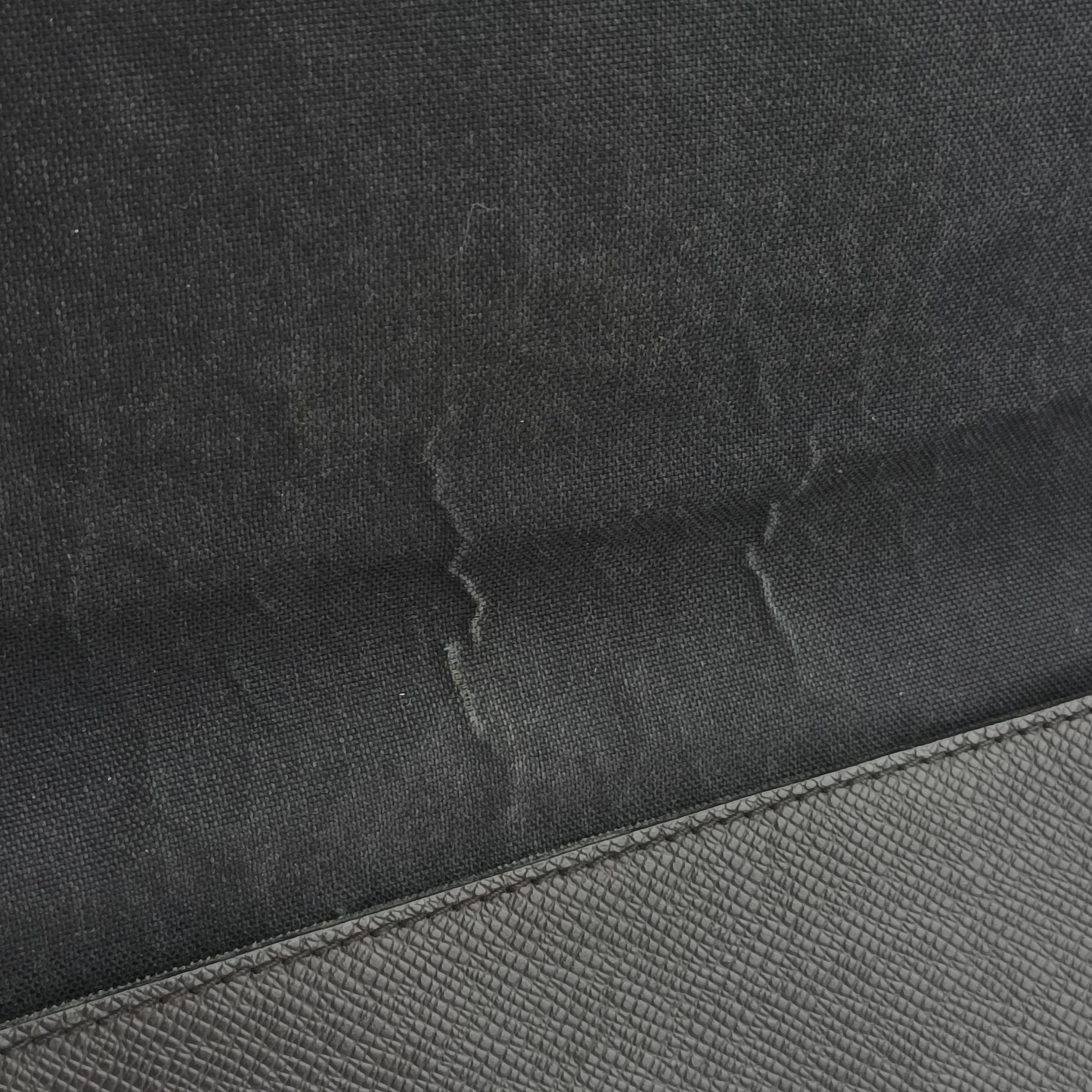 Pre-owned Louis Vuitton ANDREI ARDOISE Taiga M32482 shoulderbag | stylenewstar