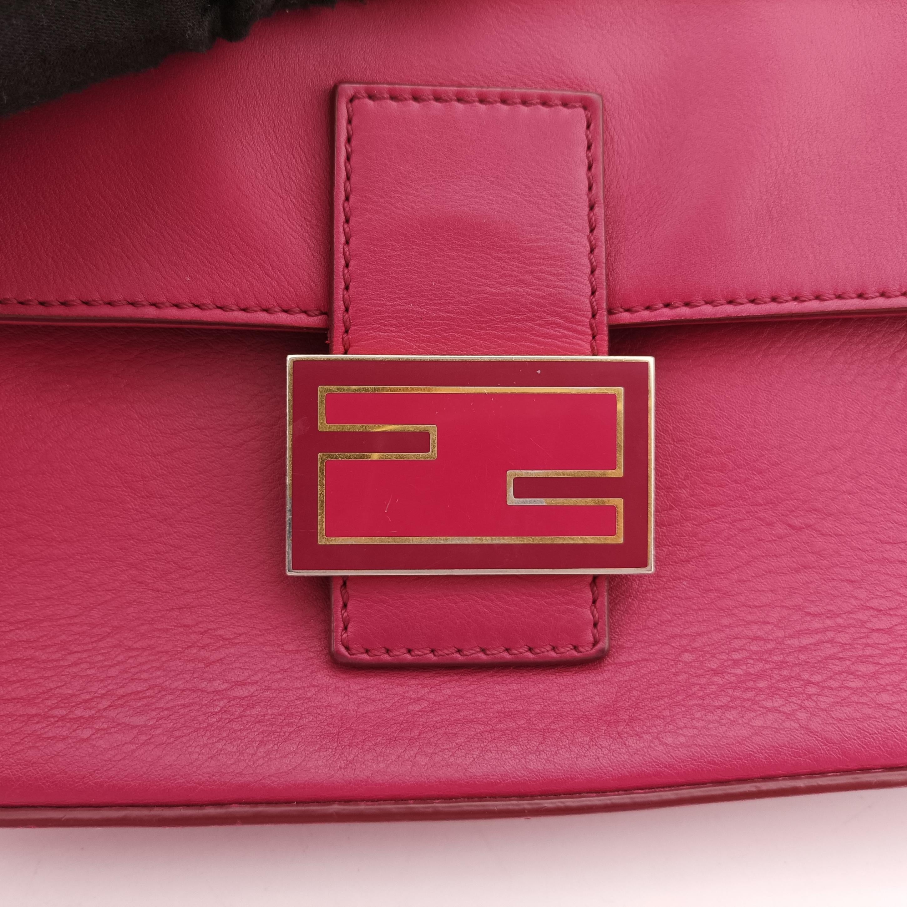 Pre-owned Fendi BAGUETTE Red Leather 8BR600 shoulderbag | stylenewstar