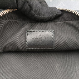 Pre-owned Louis Vuitton Trio Messenger black Monogram Eclipse Reverse M69443 shoulderbag | stylenewstar