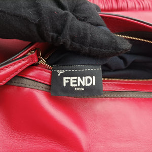 Vintage Fendi BAGUETTE Red Leather 8BR600 shoulderbag | stylenewstar