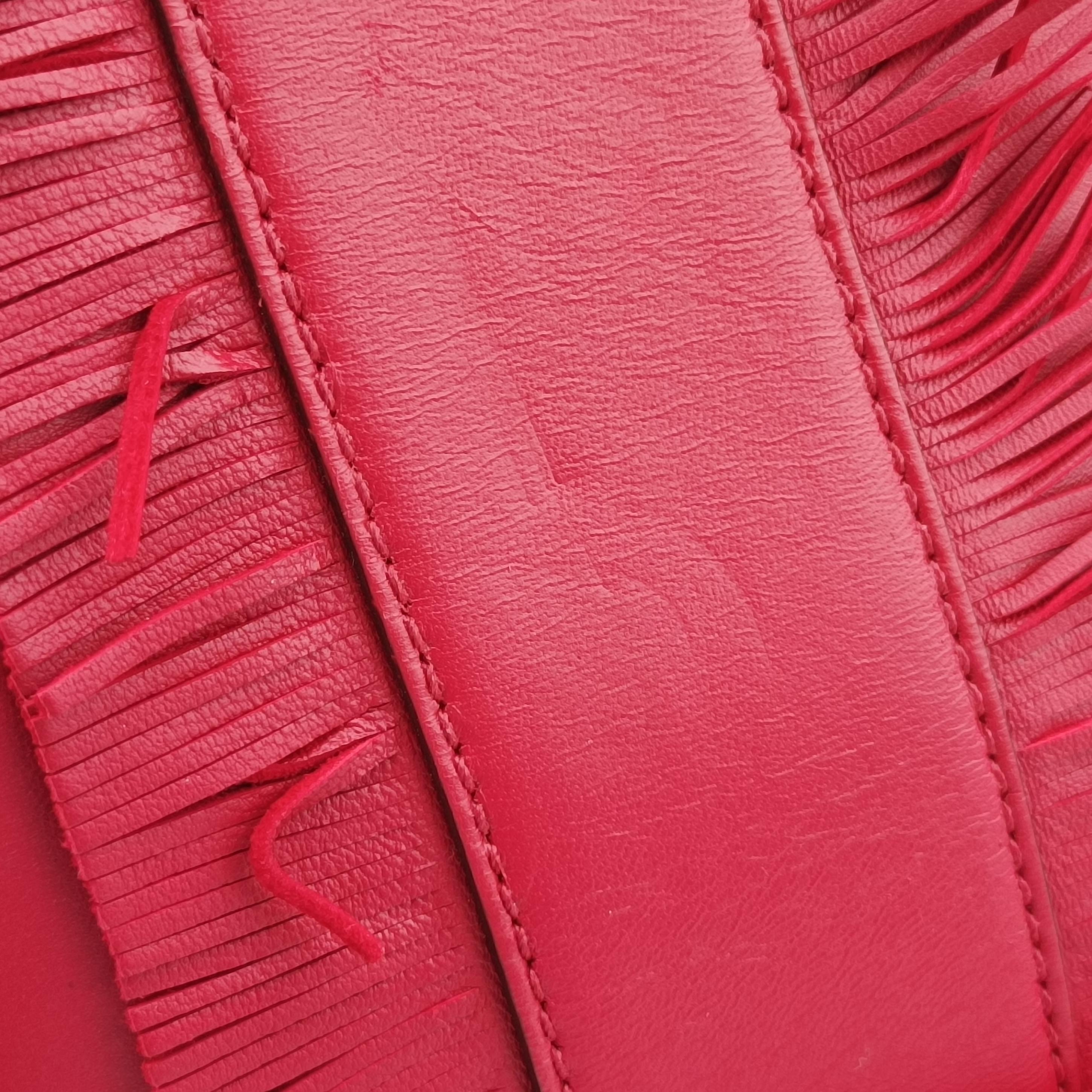 Vintage Fendi BAGUETTE Red Leather 8BR600 shoulderbag | stylenewstar