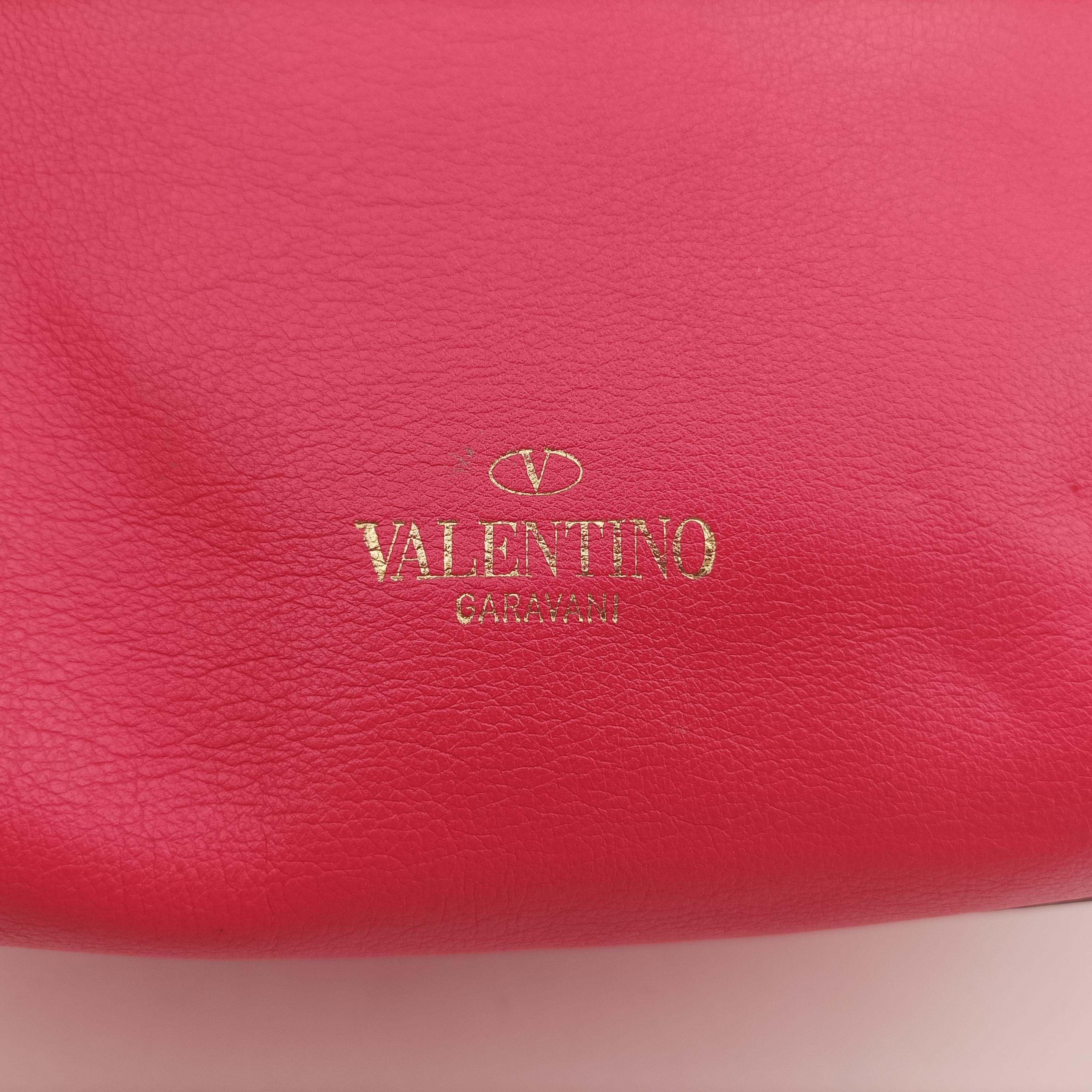 Pre-owned Valentino Rockstud Pink Leather  shoulderbag | stylenewstar