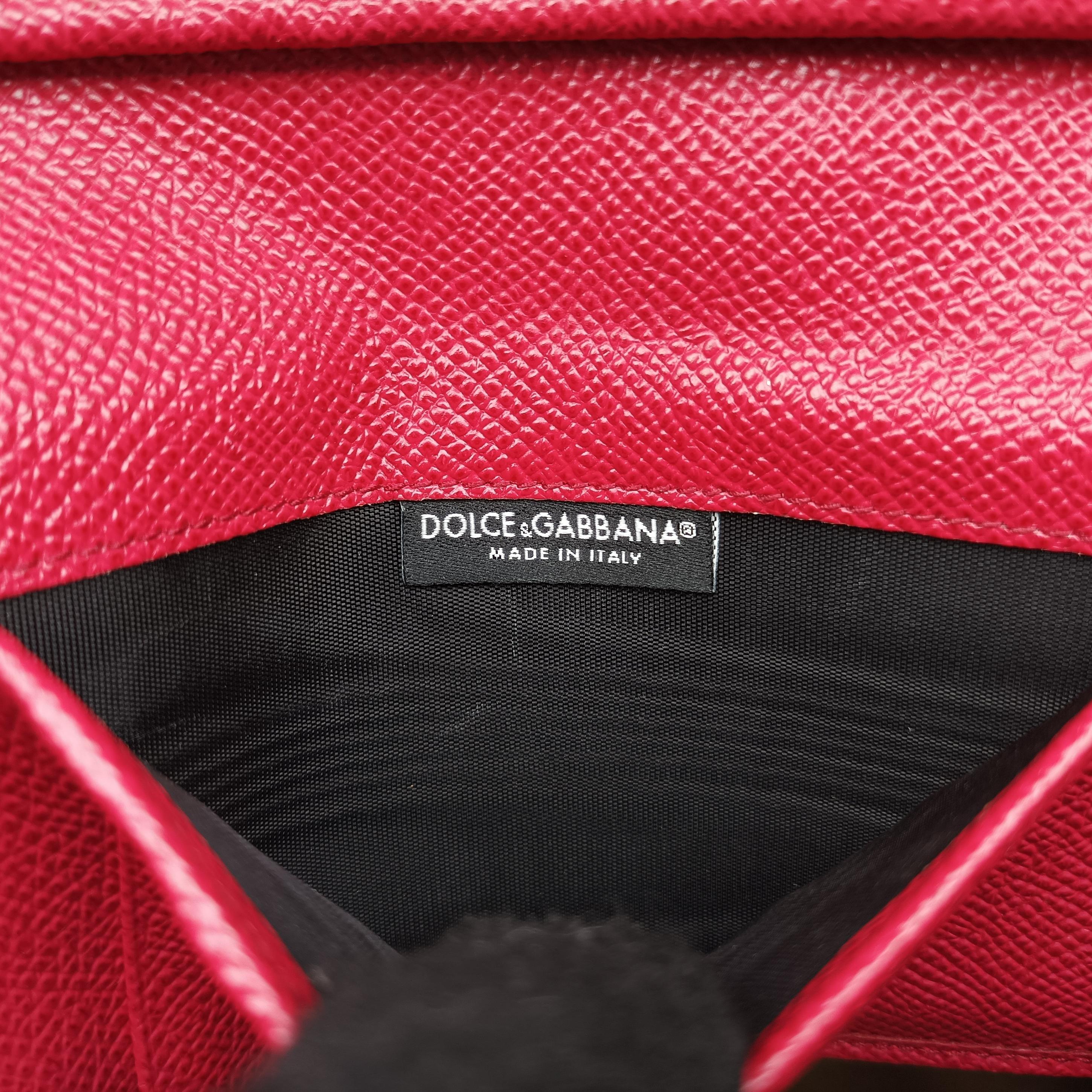 Pre-owned Dolce & Gabbana SICILY Red Leather  shoulderbag | stylenewstar