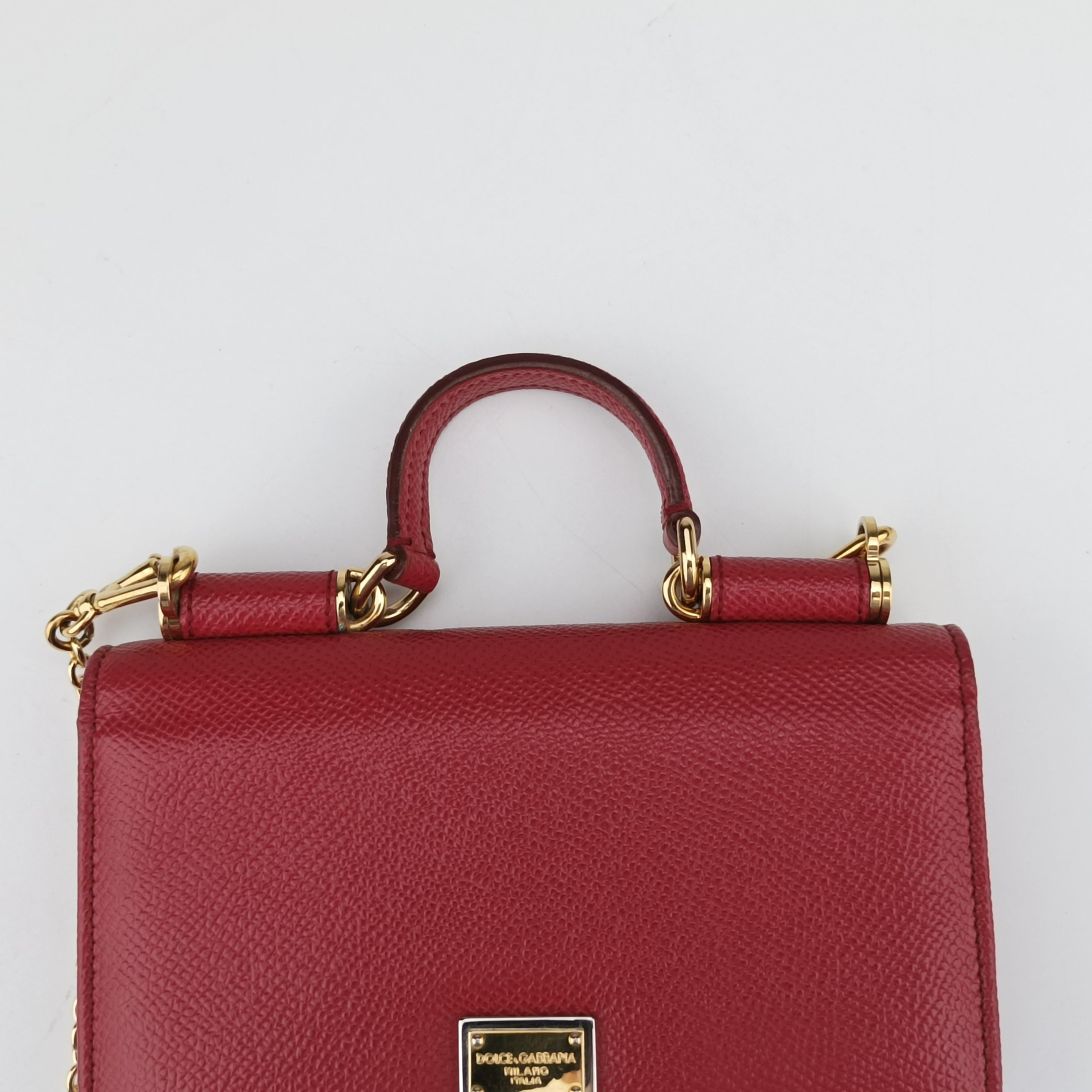 Pre-owned Dolce & Gabbana SICILY Red Leather  shoulderbag | stylenewstar