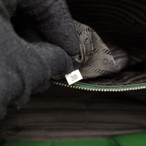 Pre-owned Prada Classic Laptop briefcase Green SAFFIANO Leather VS0305 shoulderbag | stylenewstar