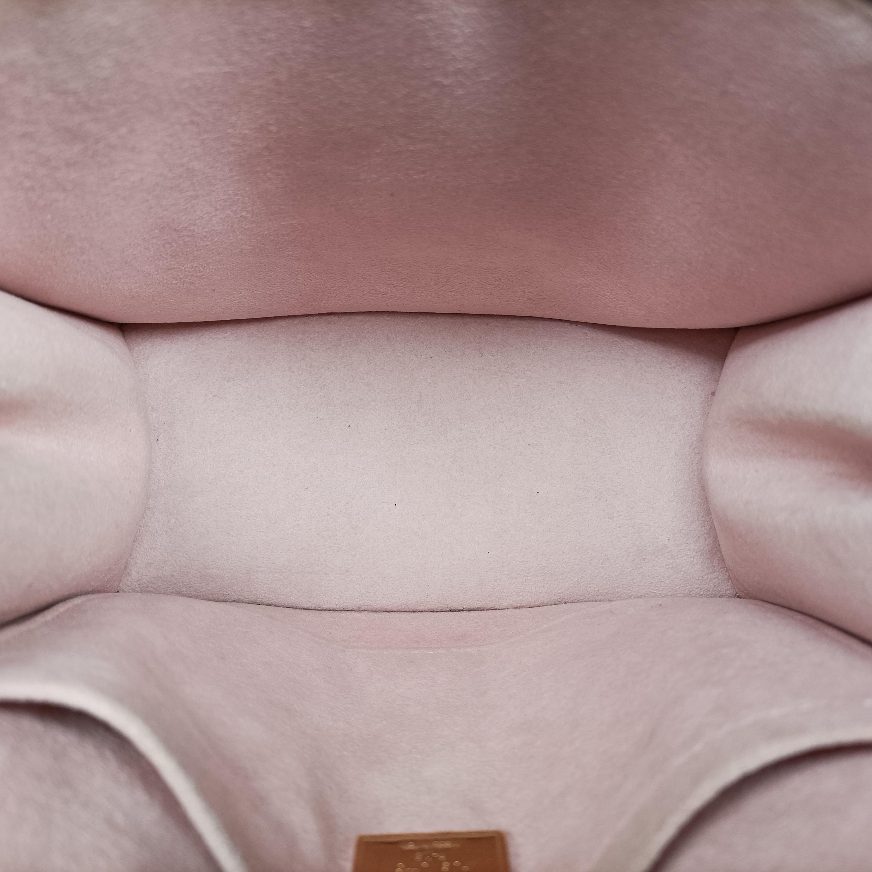 Pre-owned Louis Vuitton Spring Street PM pink Vernis M90468 shoulderbag | stylenewstar