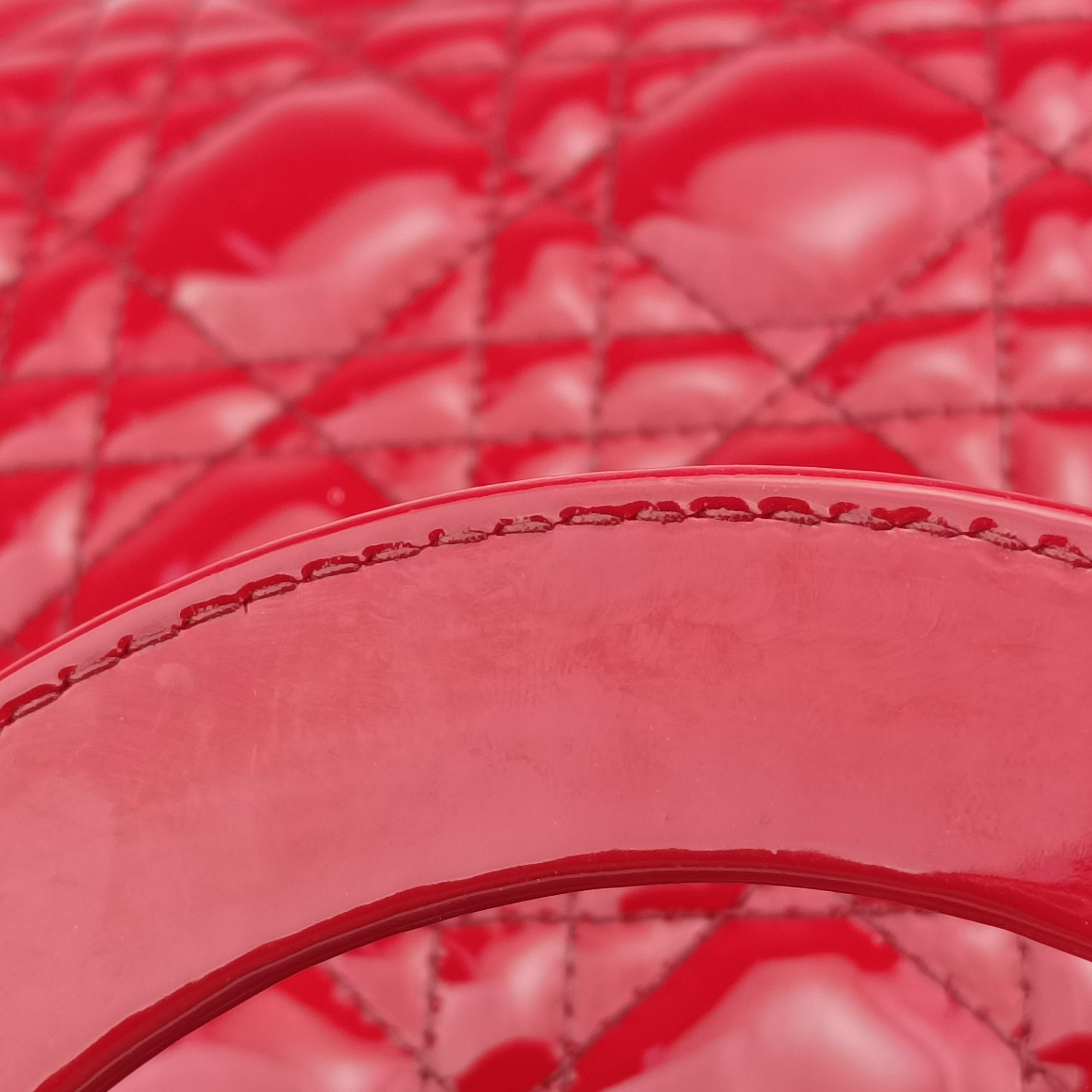 Pre-owned Christian Dior Lady Dior Red patent  shoulderbag | stylenewstar