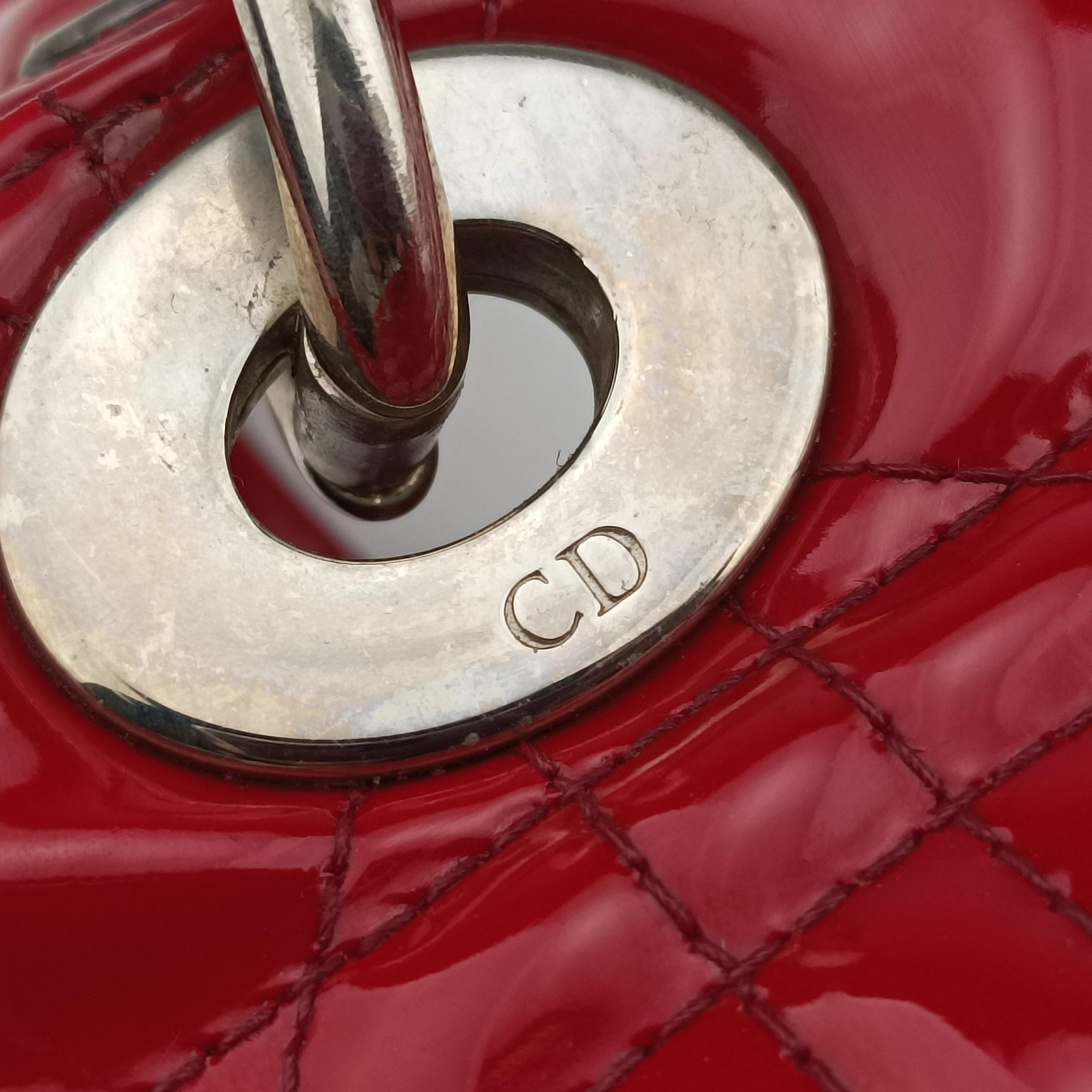 Pre-owned Christian Dior Lady Dior Red patent  shoulderbag | stylenewstar