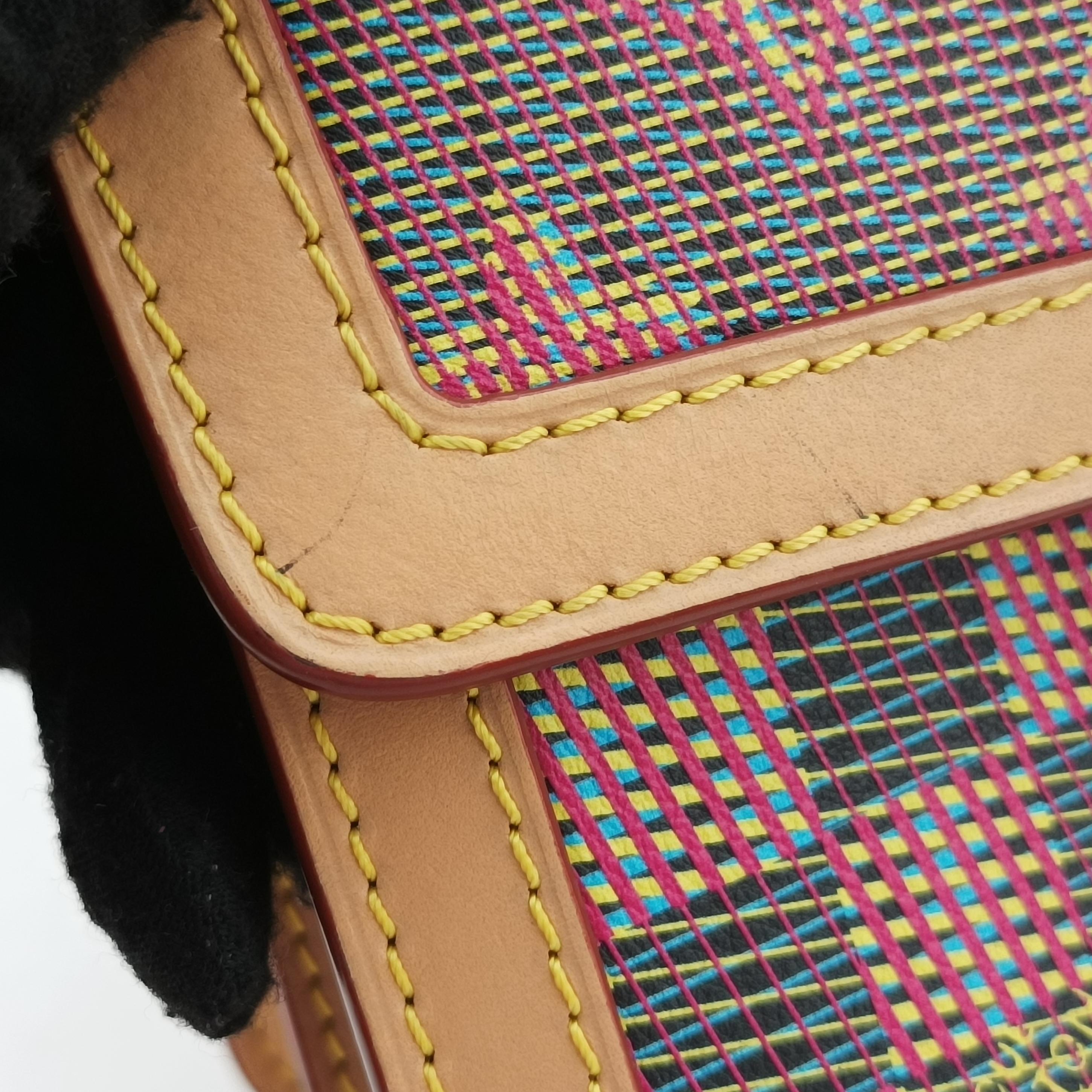 Pre-owned Louis Vuitton LV Pop Dauphine MM Beige x Multicolor Monogram Canvas M55452 shoulderbag | stylenewstar