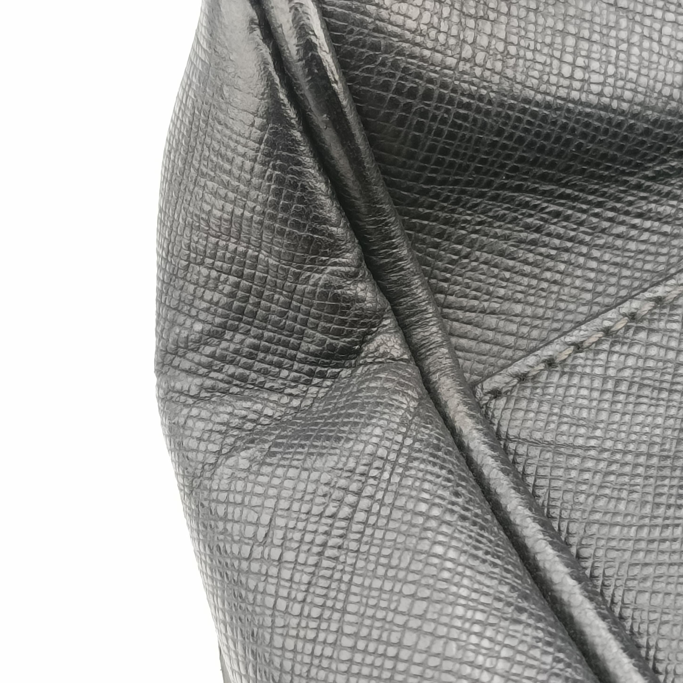 Secondhand Prada Business Briefcase Black SAFFIANO Leather 2VE011 handbag | stylenewstar