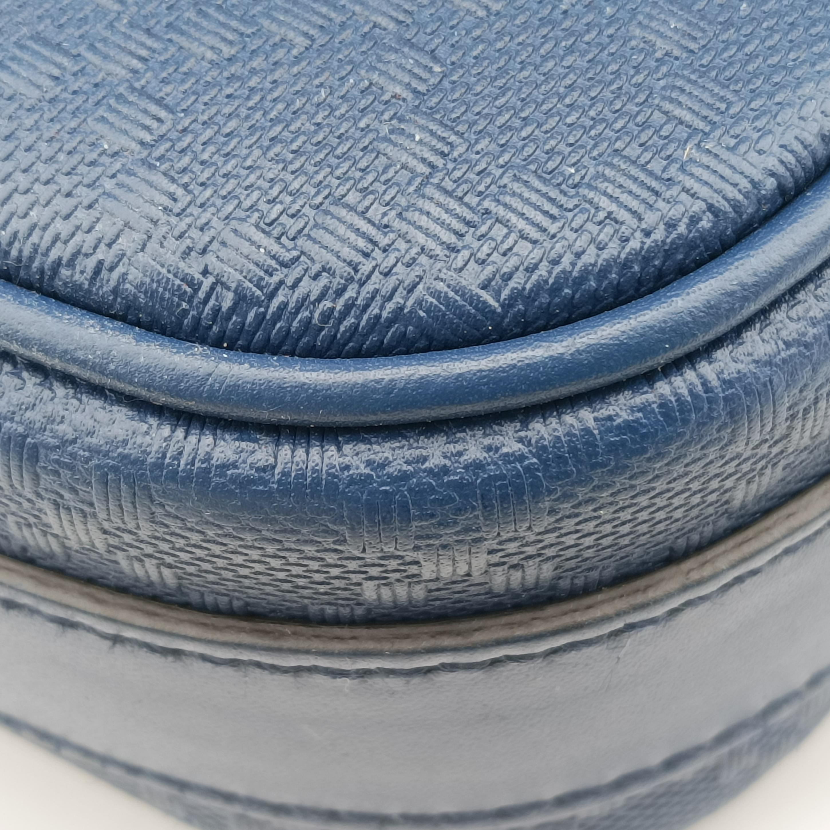 Pre-owned Gucci Diamante Navy Leather 208463 shoulderbag | stylenewstar