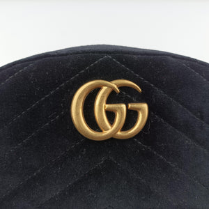 Pre-owned Gucci GG Marmont Black velour 476434 bum bag/waist bag | stylenewstar