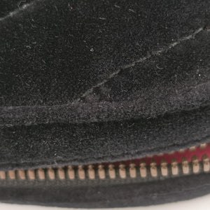 Pre-owned Gucci GG Marmont Black velour 476434 bum bag/waist bag | stylenewstar