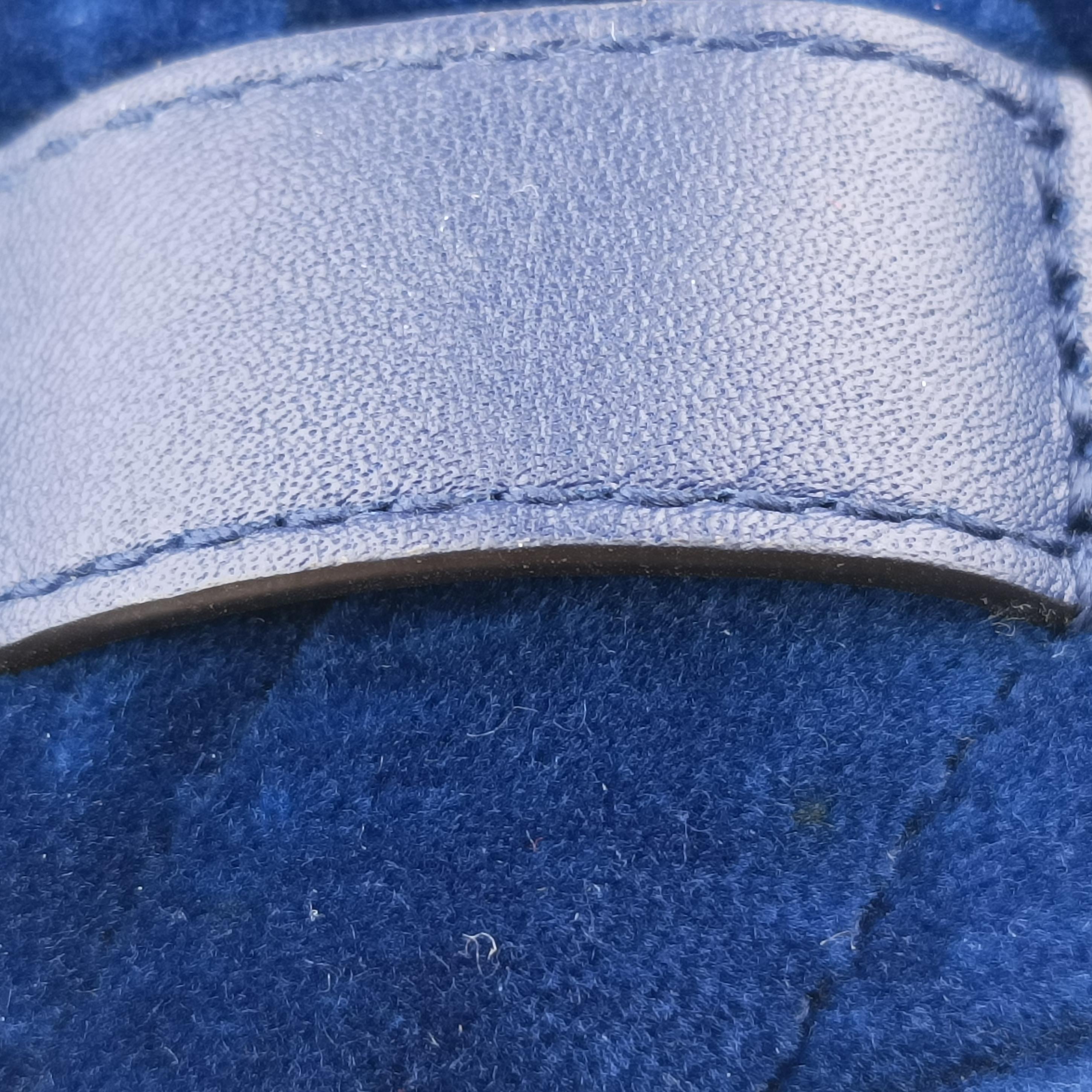 Vintage Gucci GG Marmont Navy velour 476434 bum bag/waist bag | stylenewstar