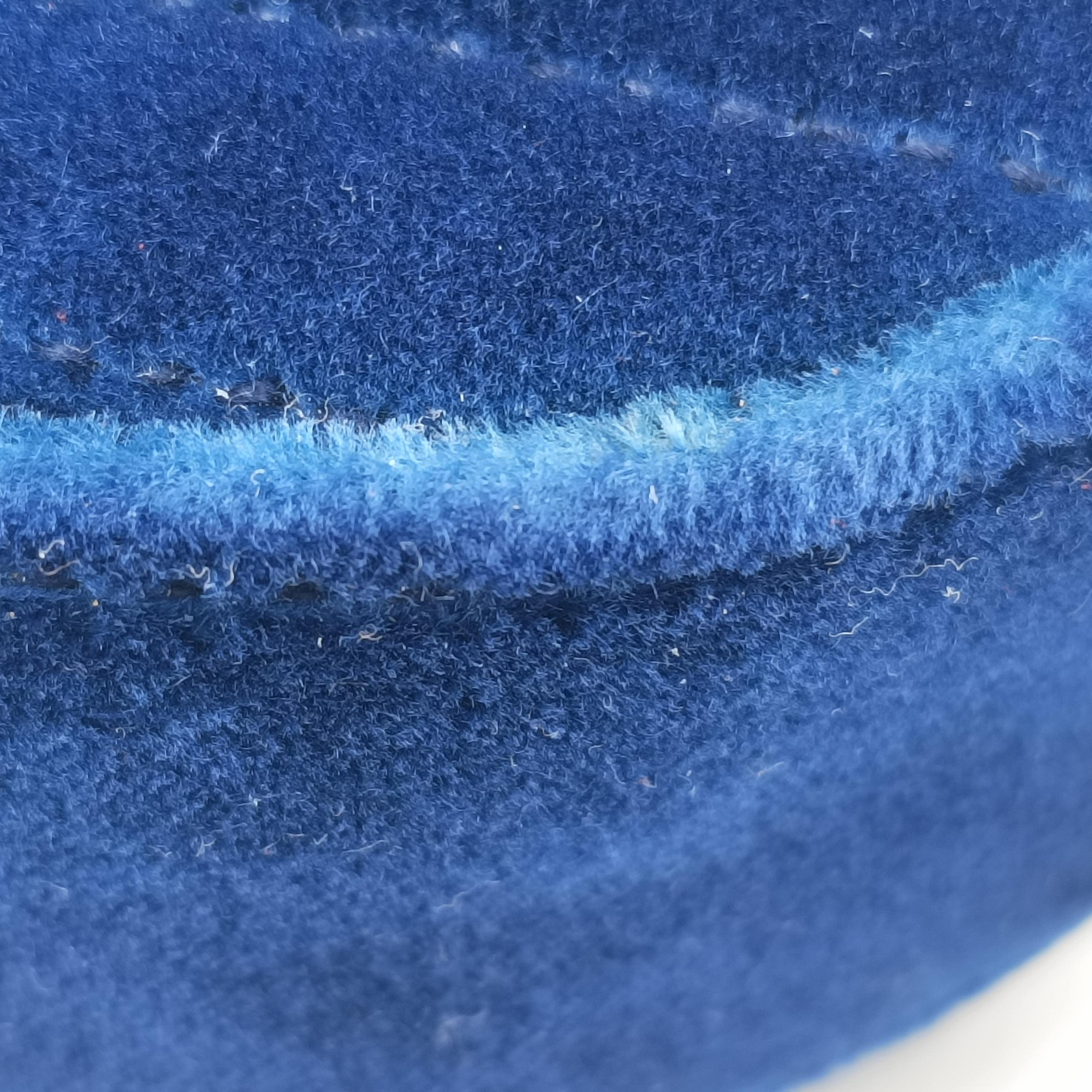 Vintage Gucci GG Marmont Navy velour 476434 bum bag/waist bag | stylenewstar