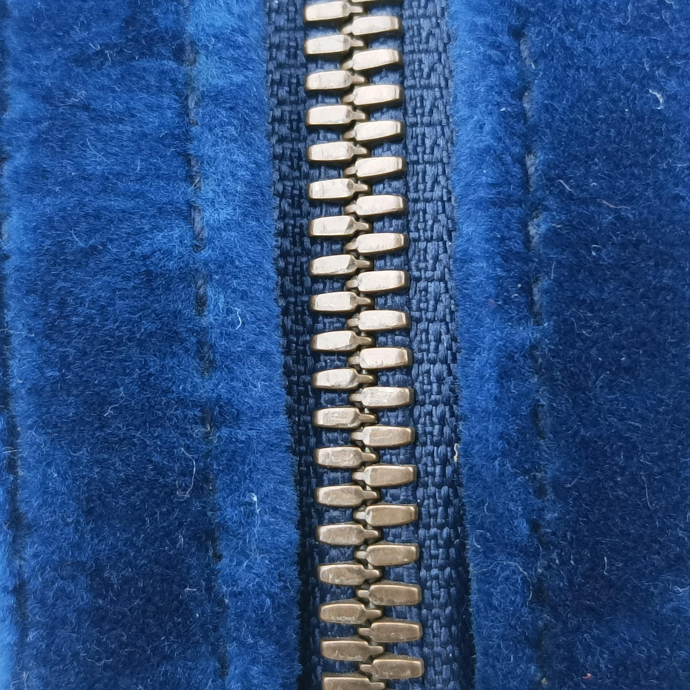 Vintage Gucci GG Marmont Navy velour 476434 bum bag/waist bag | stylenewstar