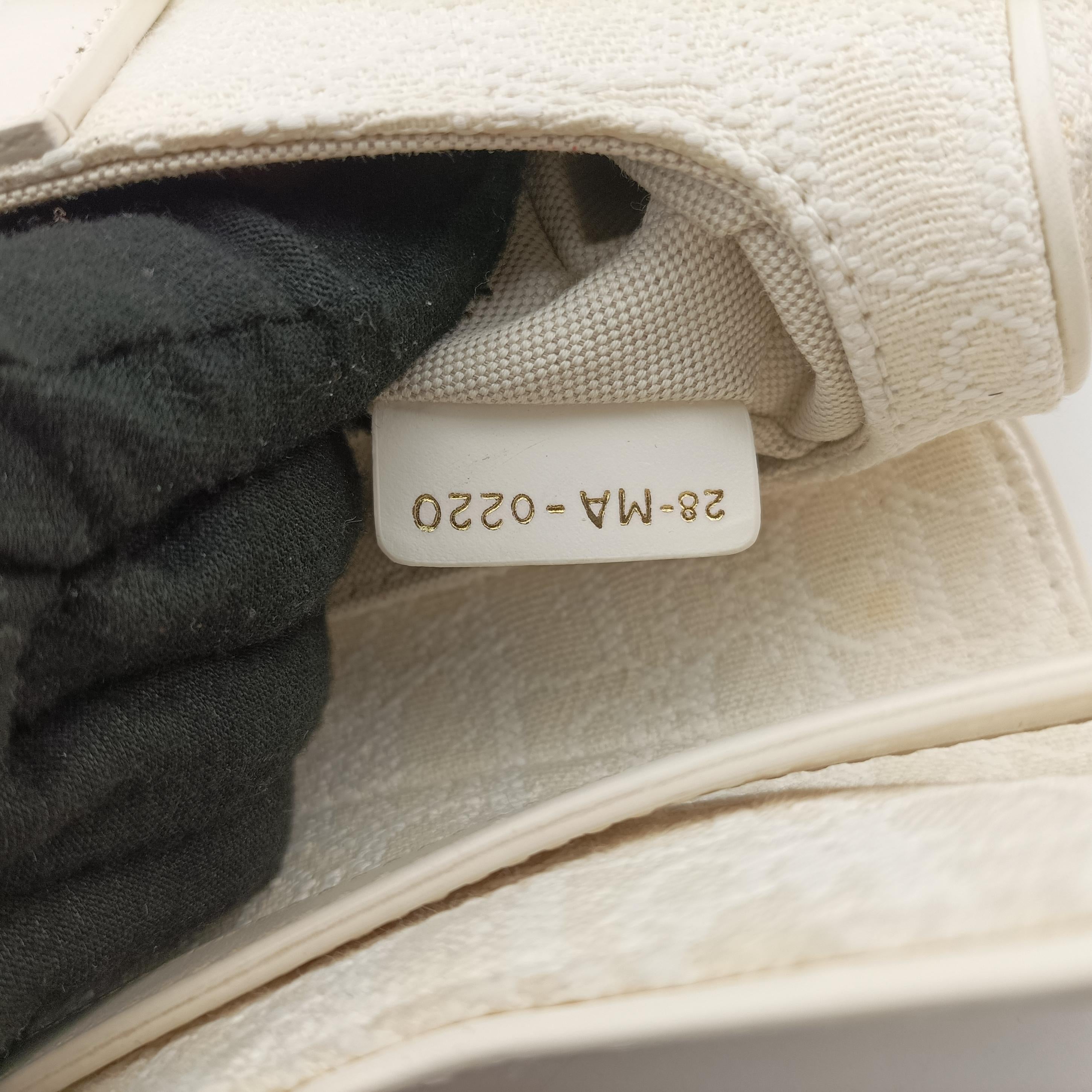 Secondhand Christian Dior saddle White jacquard  handbag | stylenewstar