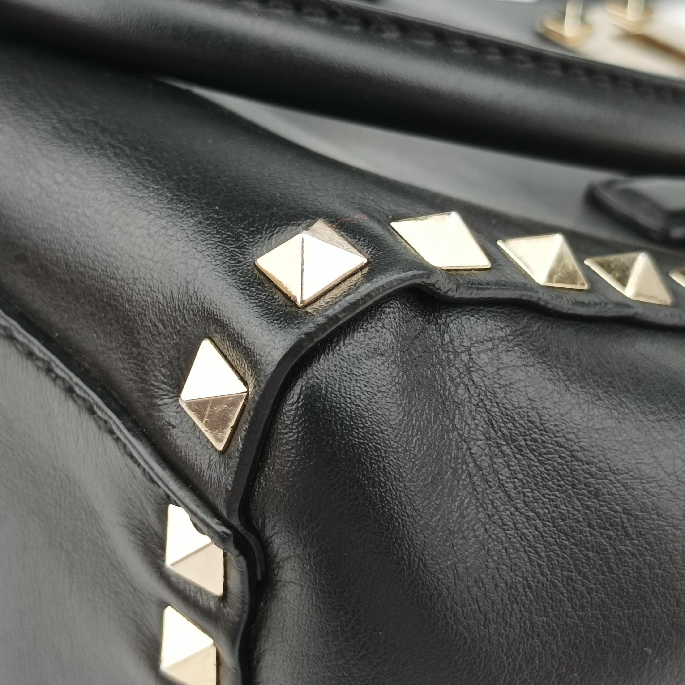 Vintage Valentino Rockstud Black Leather  shoulderbag | stylenewstar