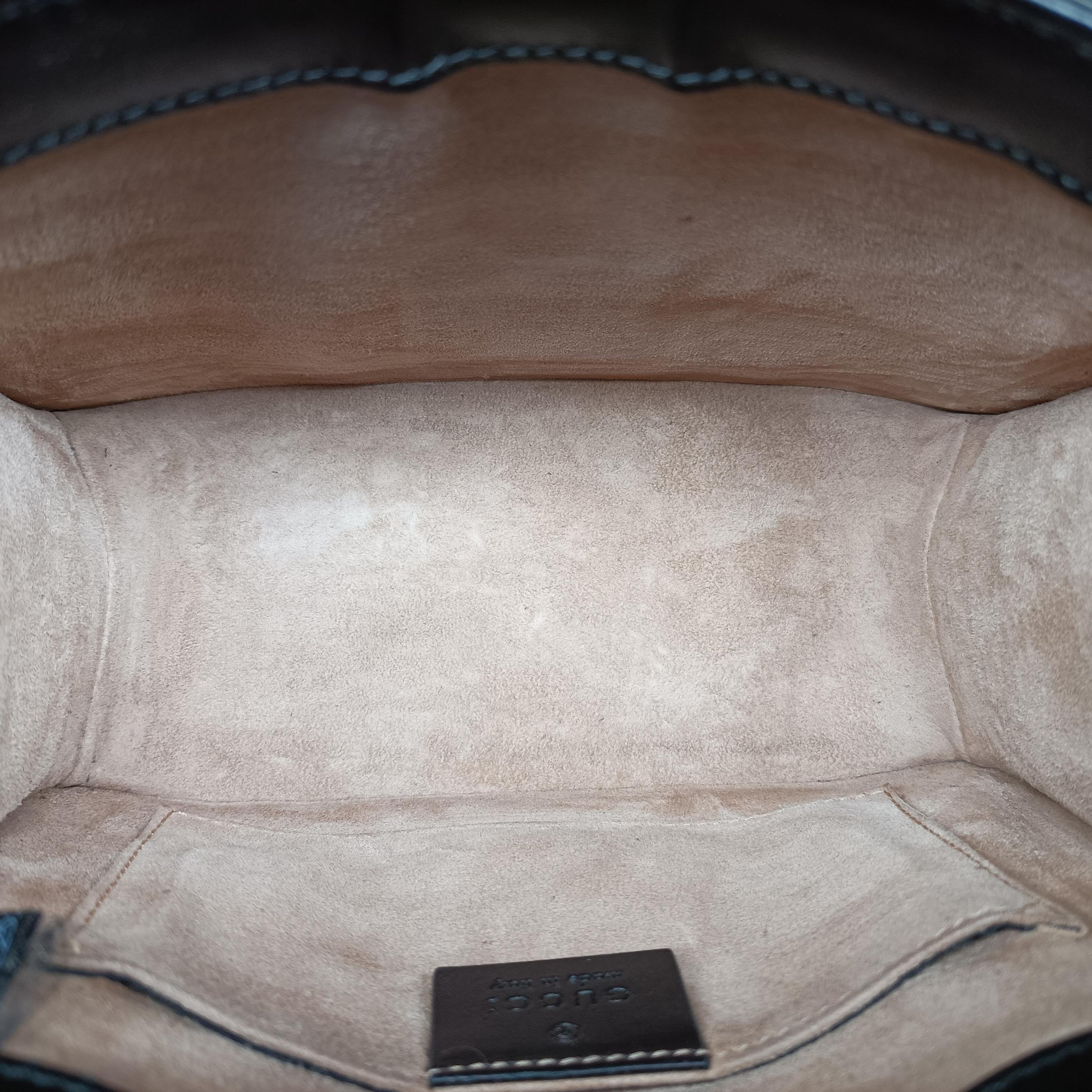 Pre-owned Gucci Sylvie Black Leather 470270 shoulderbag | stylenewstar