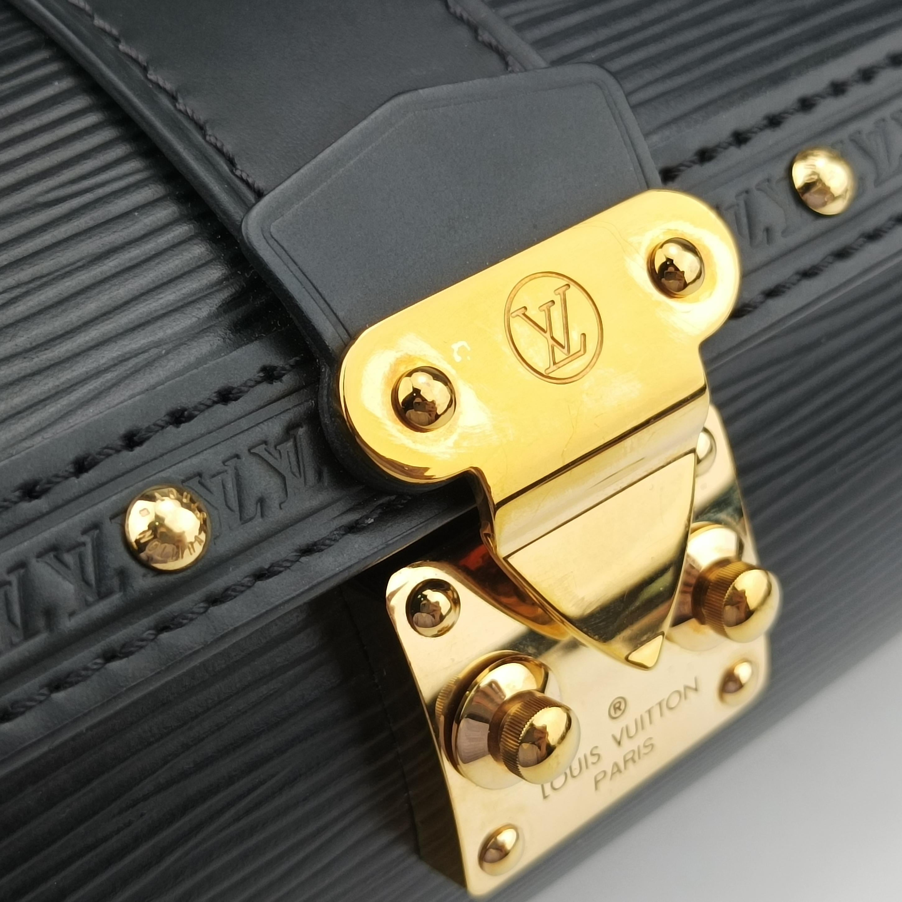Pre-owned Louis Vuitton Papillon Trunk Noir Epi M58655 shoulderbag | stylenewstar