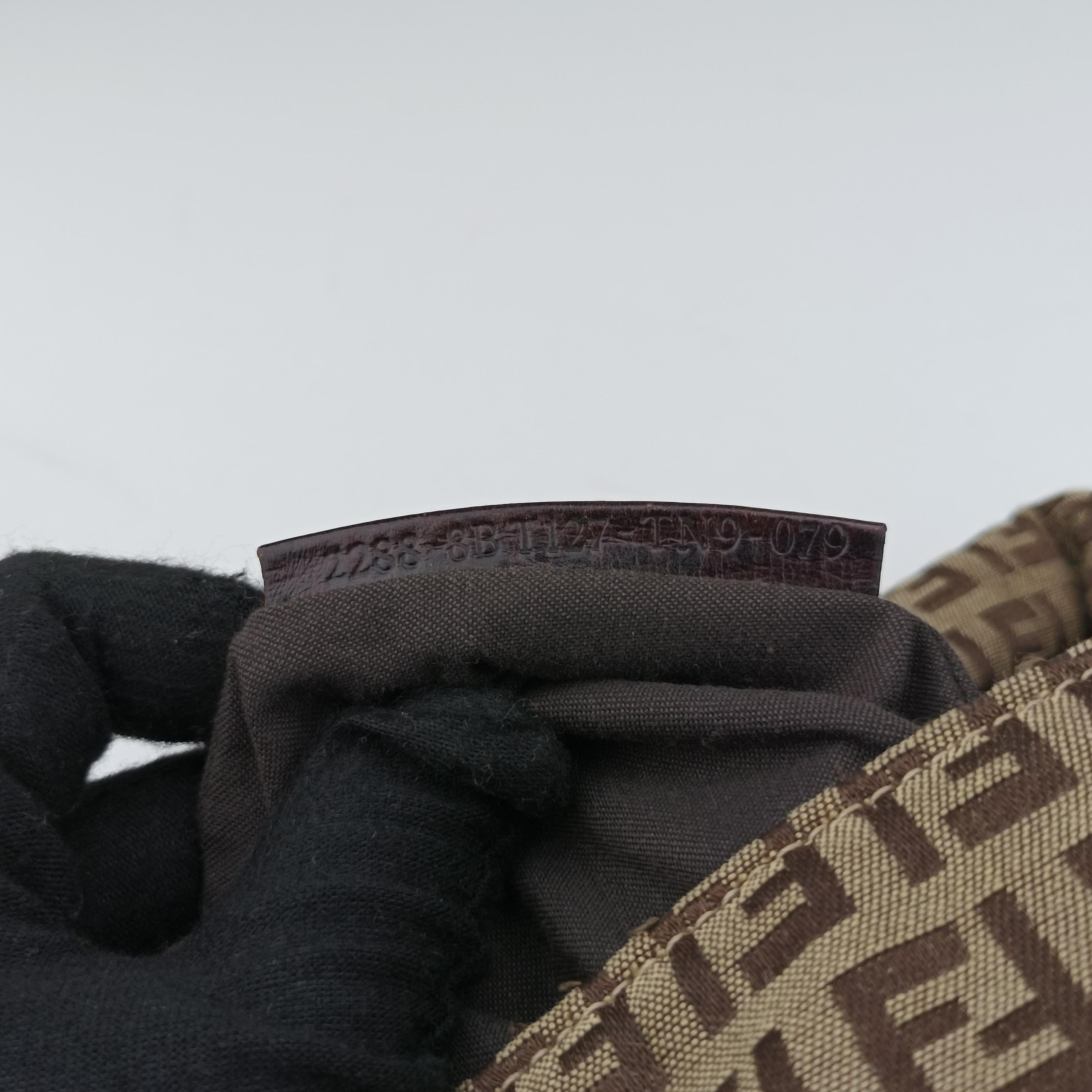 Secondhand Fendi Zucchino Brown canvas 8BT127 shoulderbag | stylenewstar