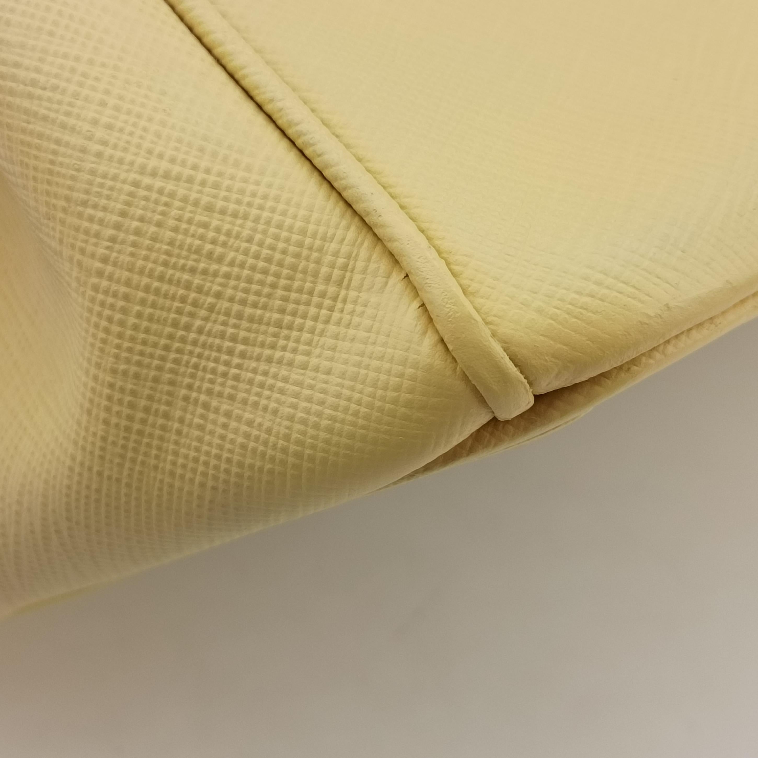 Secondhand Prada Galleria Yellow SAFFIANO Leather BN2274 shoulderbag | stylenewstar