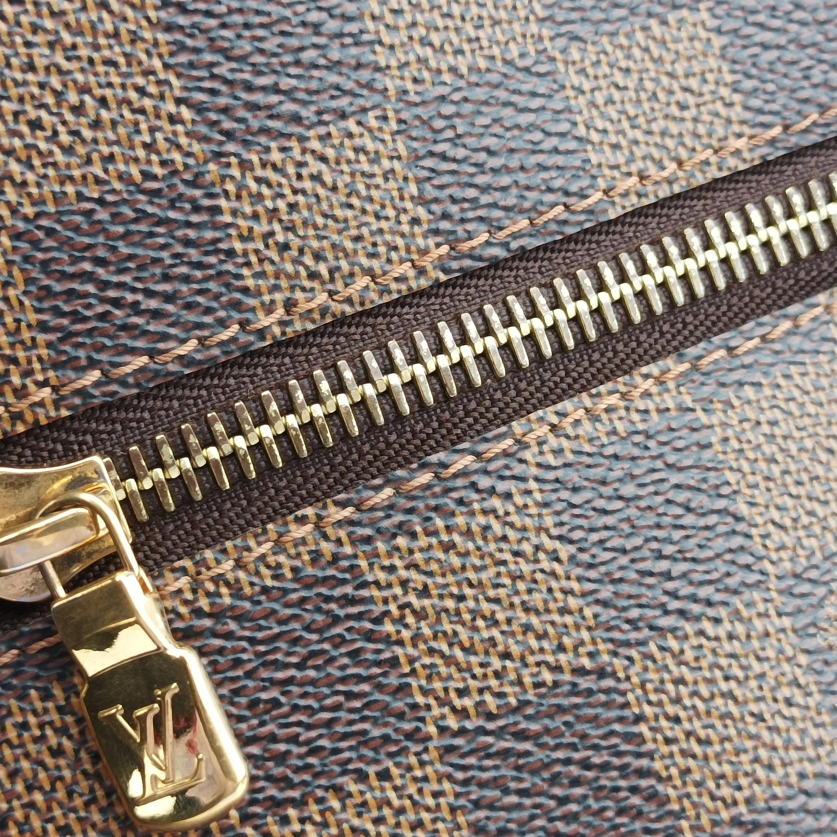 Secondhand Louis Vuitton BROOKLYN MM EBENE Damier Canvas N51211 shoulderbag | stylenewstar