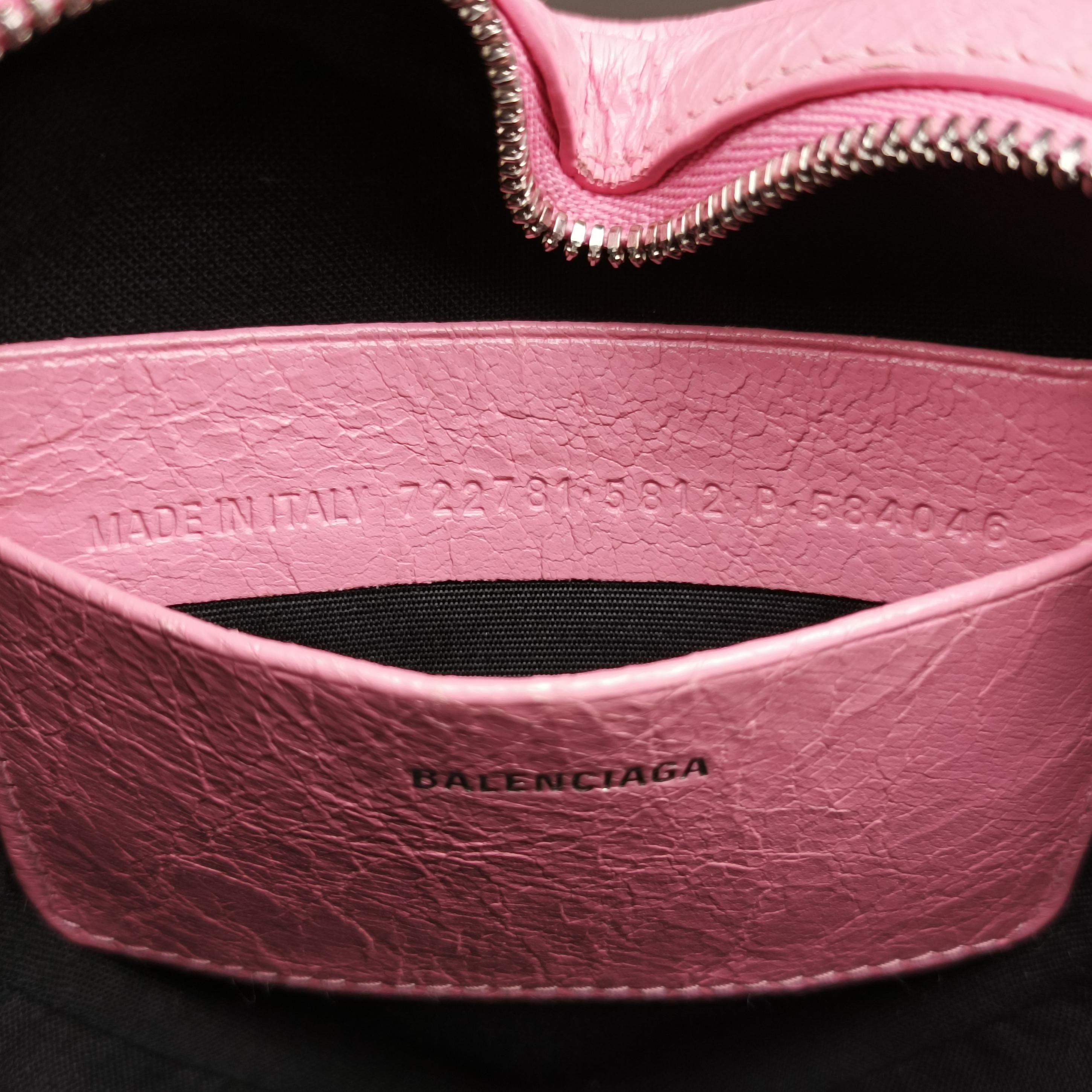 Pre-owned Balenciaga Le Cagole Heart Mini Pink lambskin  shoulderbag | stylenewstar