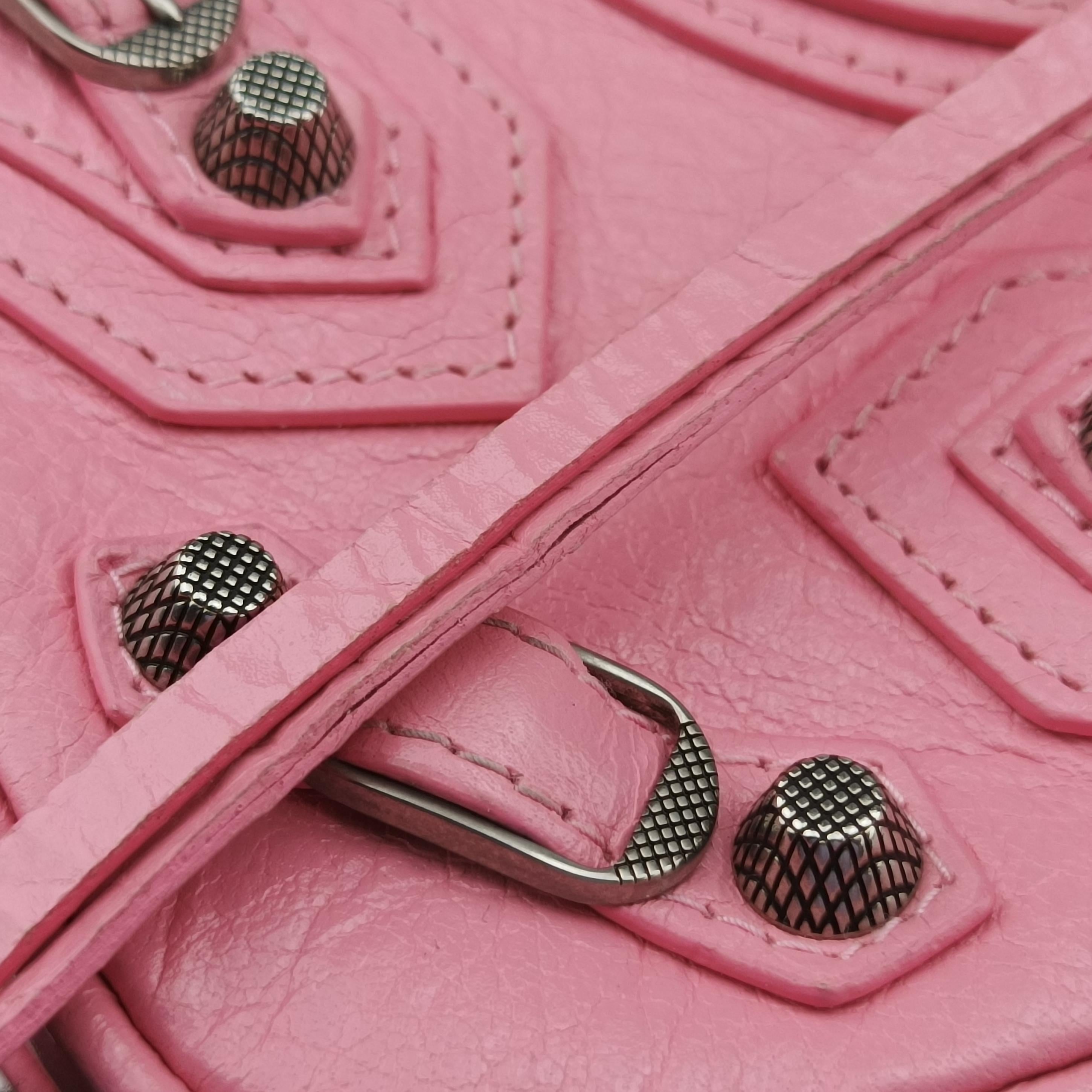 Pre-owned Balenciaga Le Cagole Heart Mini Pink lambskin  shoulderbag | stylenewstar