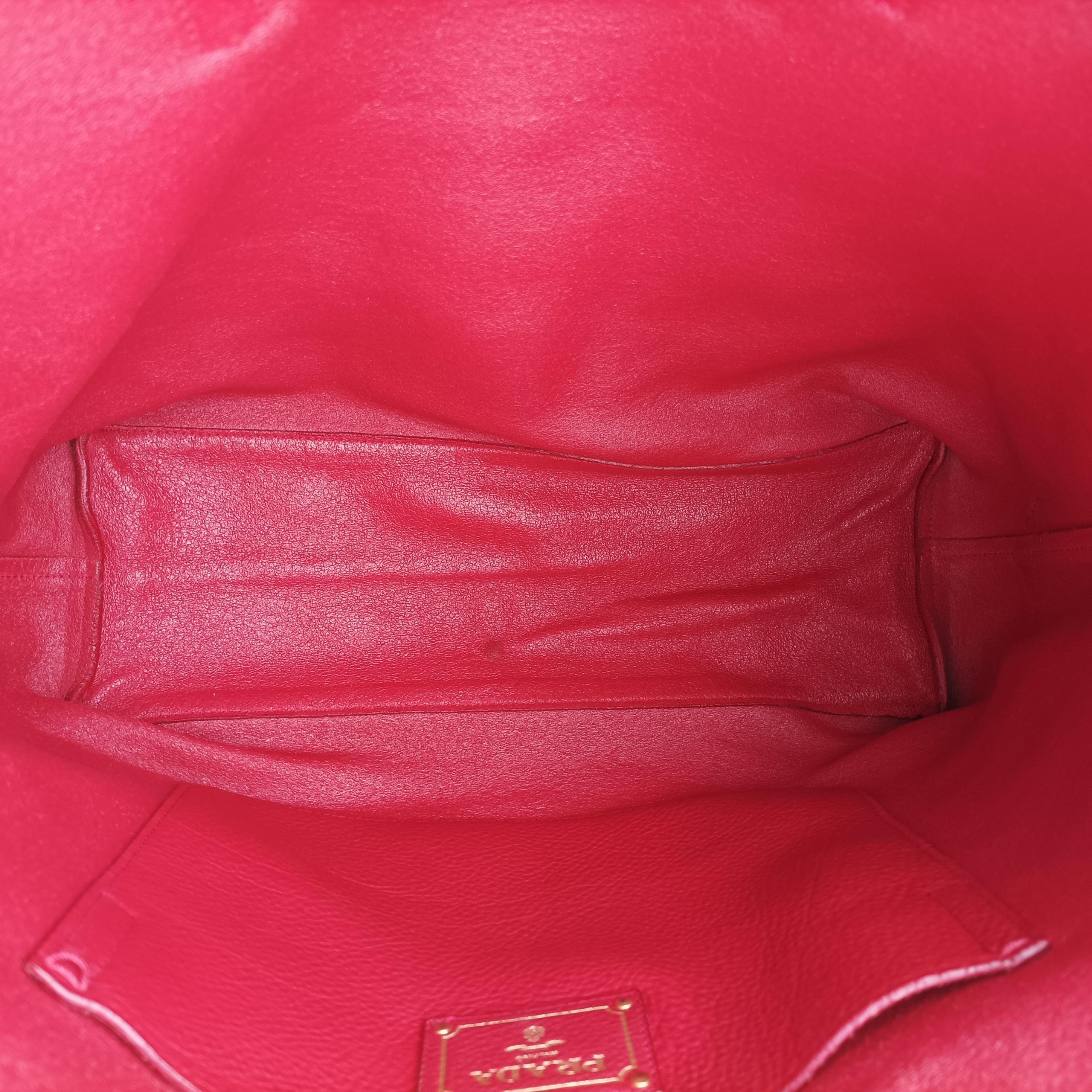 Vintage Prada Triangle Logo Red Leather  shoulderbag | stylenewstar