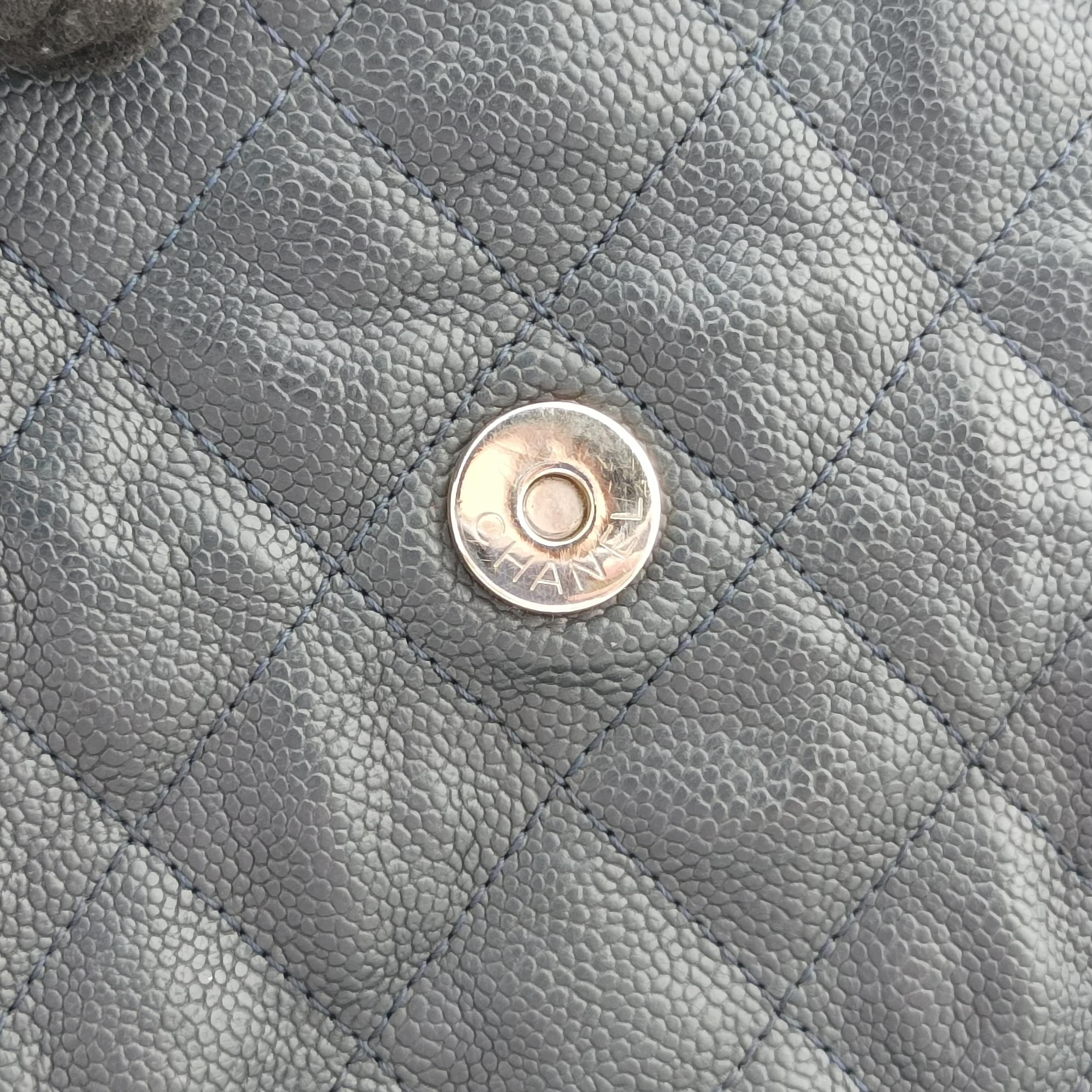 Vintage Chanel French Riviera Hobo Dark Navy Leather A66804 shoulderbag | stylenewstar