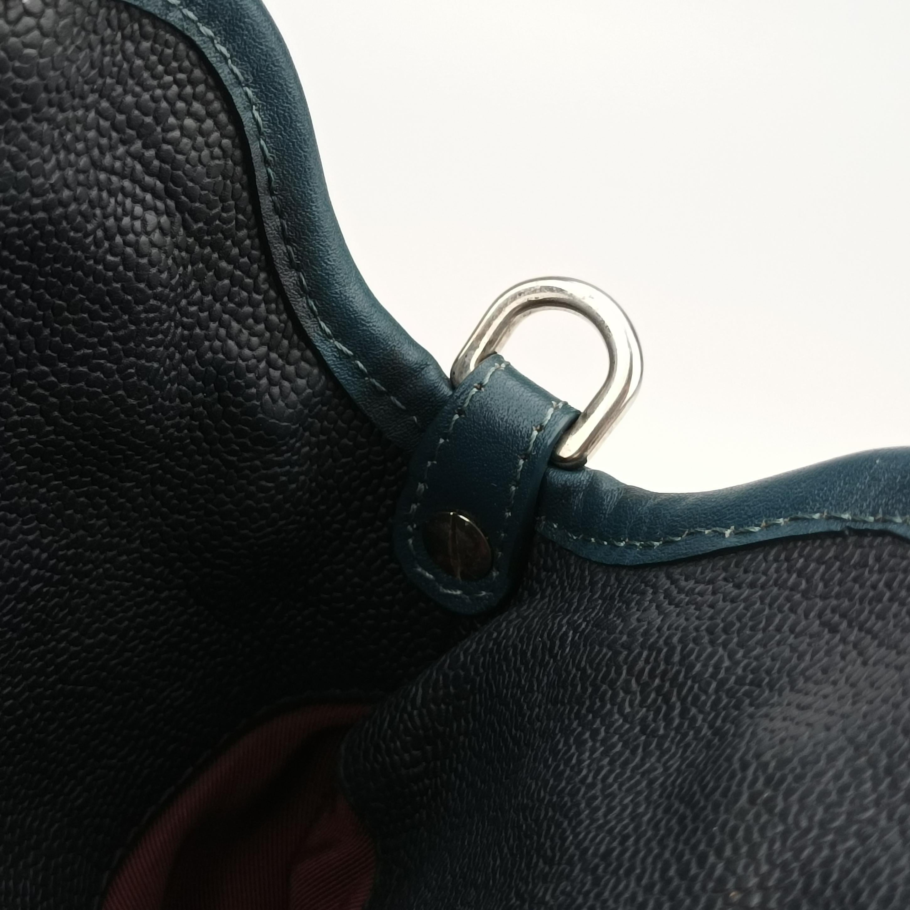 Vintage Chanel French Riviera Hobo Dark Navy Leather A66804 shoulderbag | stylenewstar