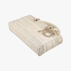 Pre-owned Christian Dior D JOY Beige fabric  shoulderbag | stylenewstar