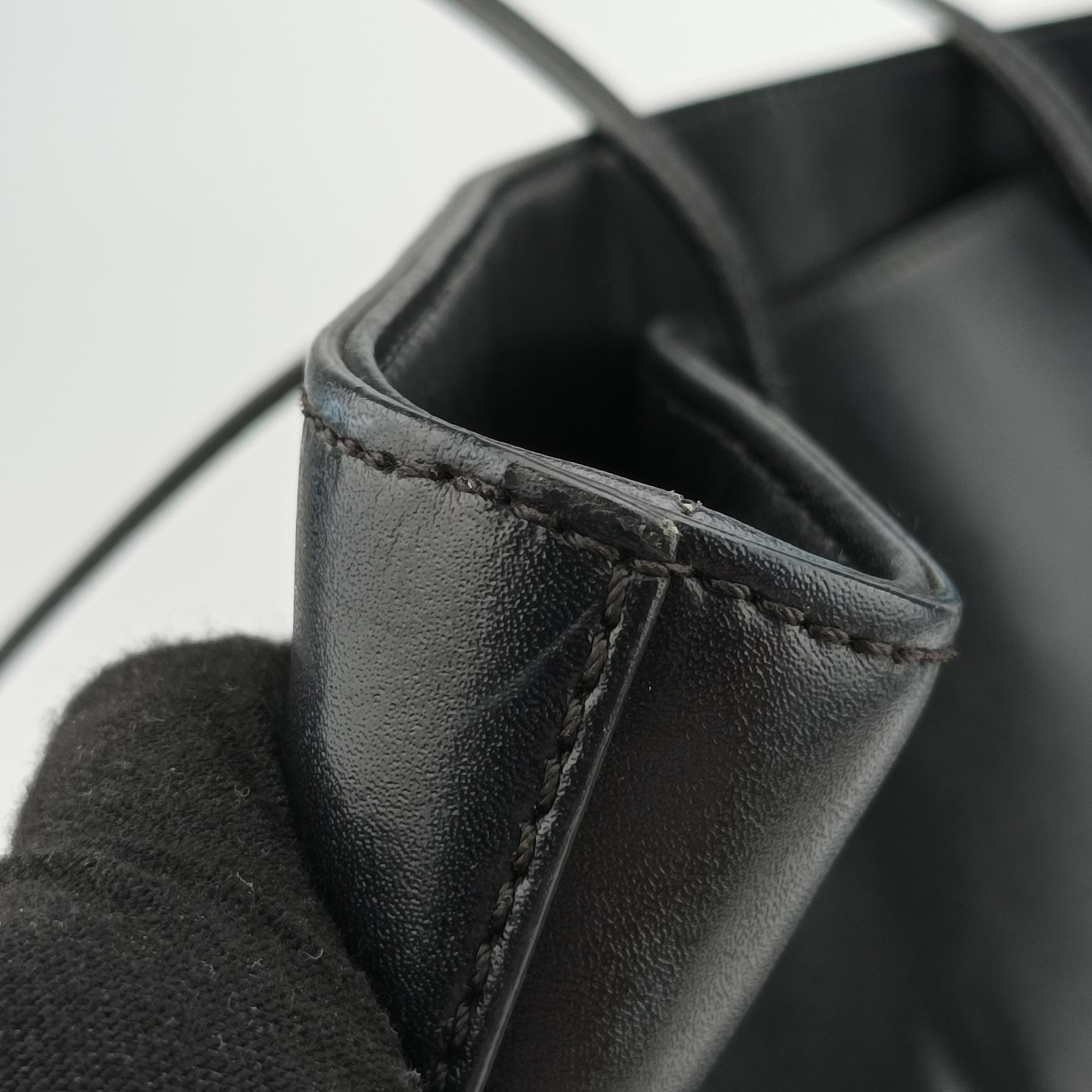 Pre-owned Fendi Hollow Tote Black Leather 8BH185 handbag | stylenewstar