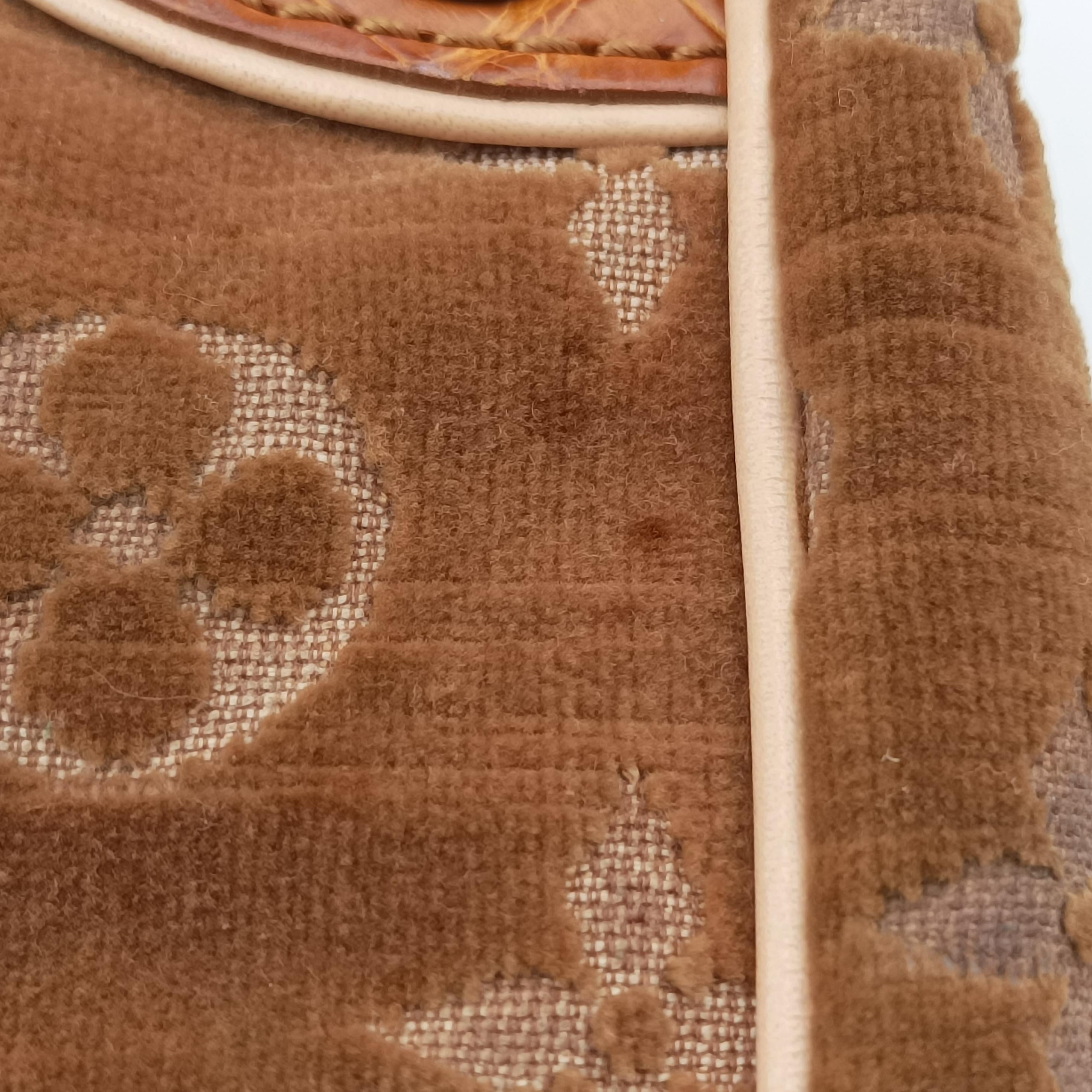 Pre-owned Louis Vuitton Irvine Brown x Multicolor Velour x Alligator M92773 handbag | stylenewstar