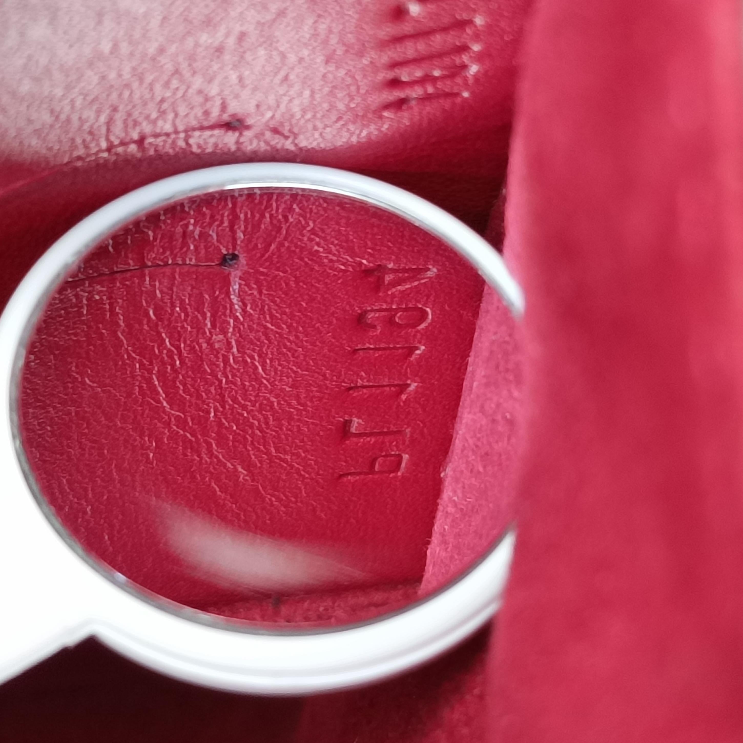 Pre-owned Louis Vuitton Pochette Louise GM Red leather M94647 shoulderbag | stylenewstar