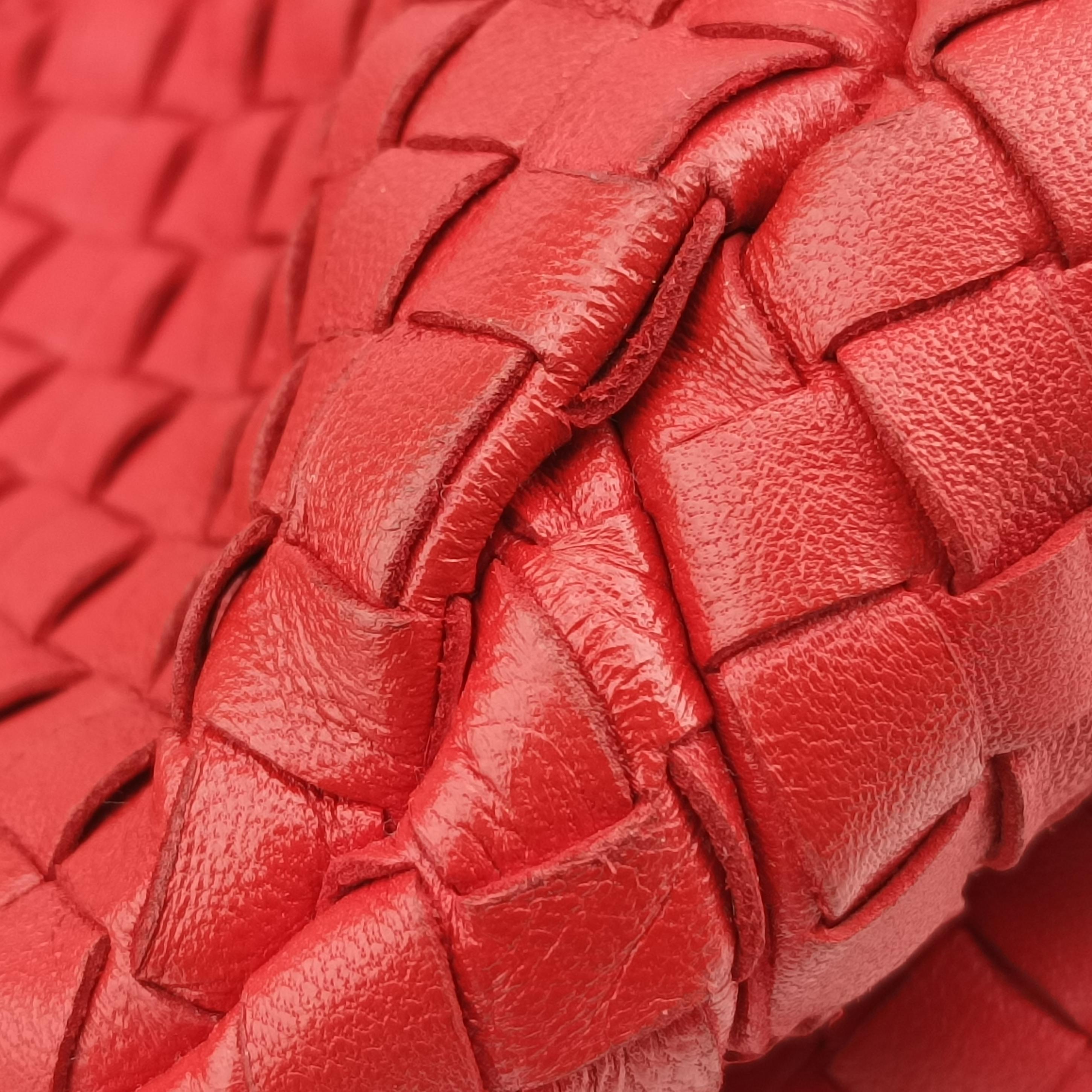 Pre-owned Bottega Veneta CAMPANA Intrecciato Red lambskin  shoulderbag | stylenewstar