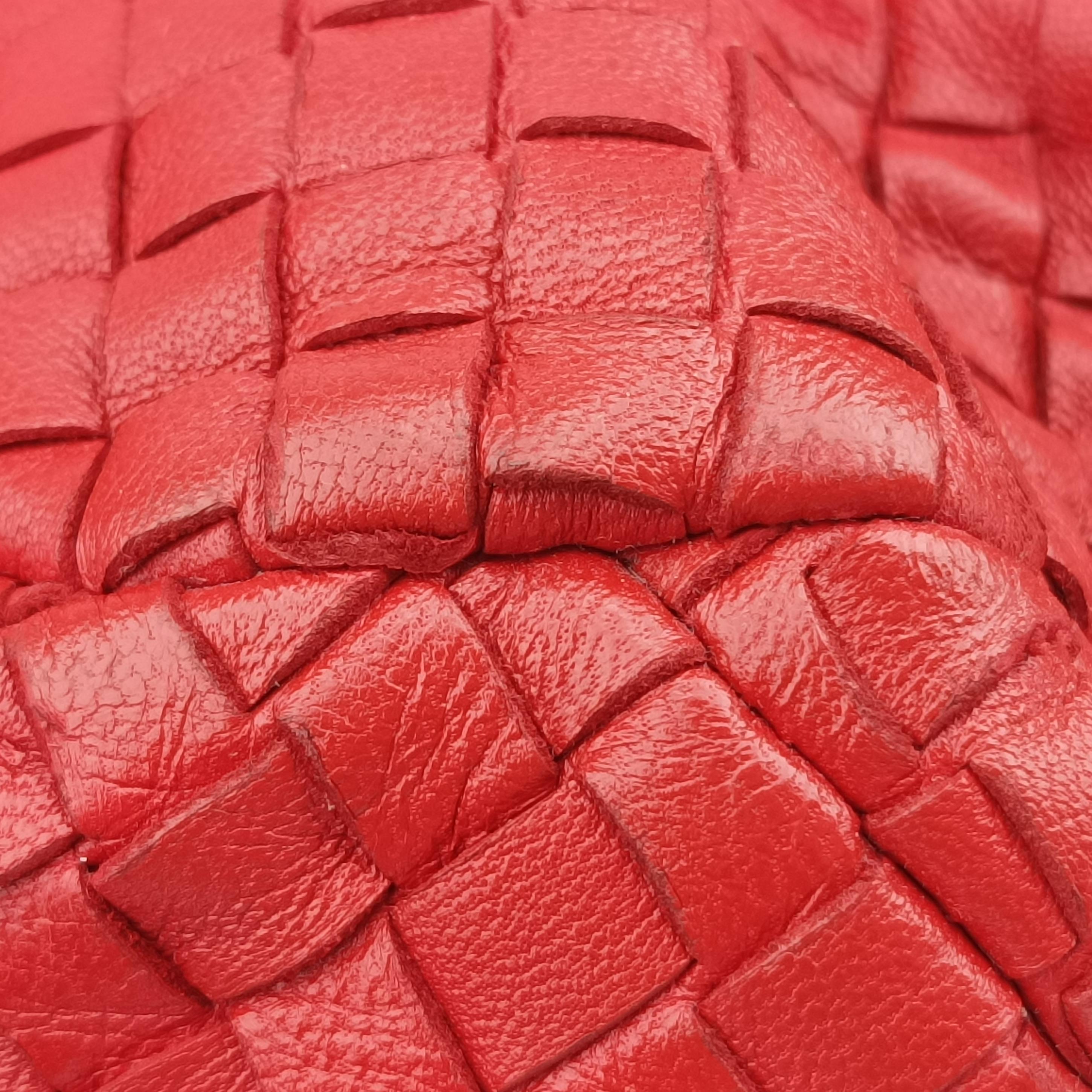 Pre-owned Bottega Veneta CAMPANA Intrecciato Red lambskin  shoulderbag | stylenewstar
