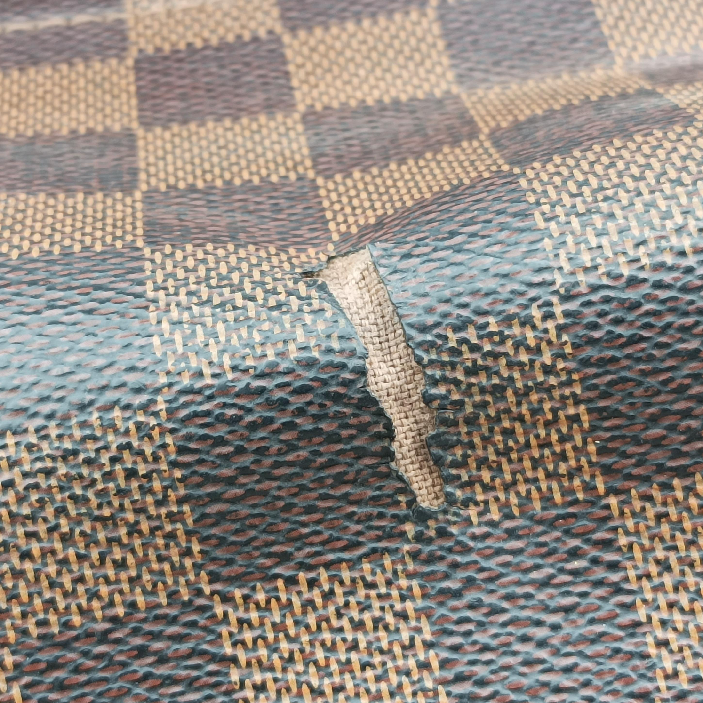 Secondhand Louis Vuitton DISTRICT MM EBENE Damier Canvas N41212 shoulderbag | stylenewstar