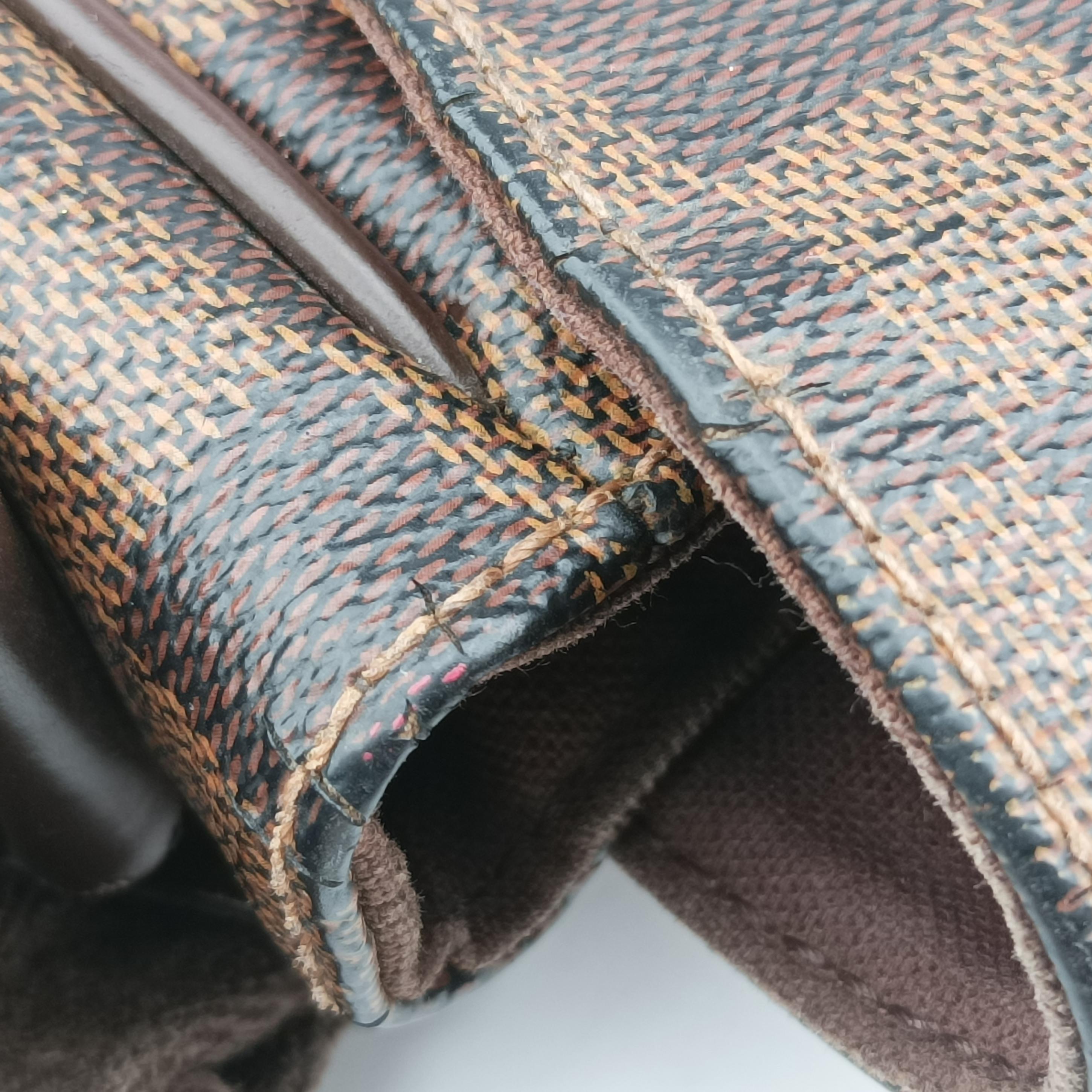 Secondhand Louis Vuitton DISTRICT MM EBENE Damier Canvas N41212 shoulderbag | stylenewstar