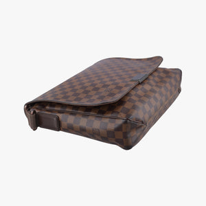 Secondhand Louis Vuitton DISTRICT MM EBENE Damier Canvas N41212 shoulderbag | stylenewstar