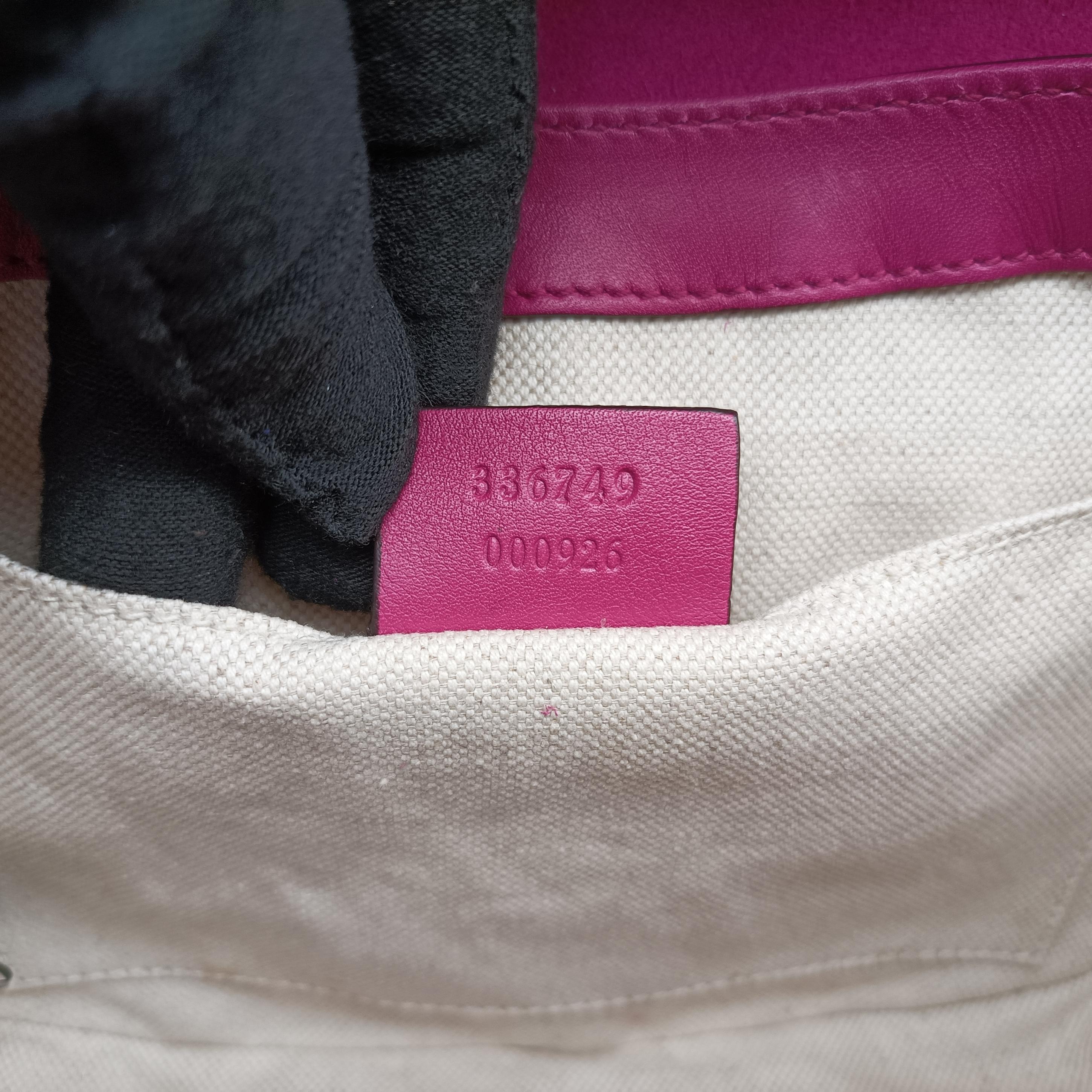 Pre-owned Gucci Nice GG Supreme Rose Patent 336749 shoulderbag | stylenewstar