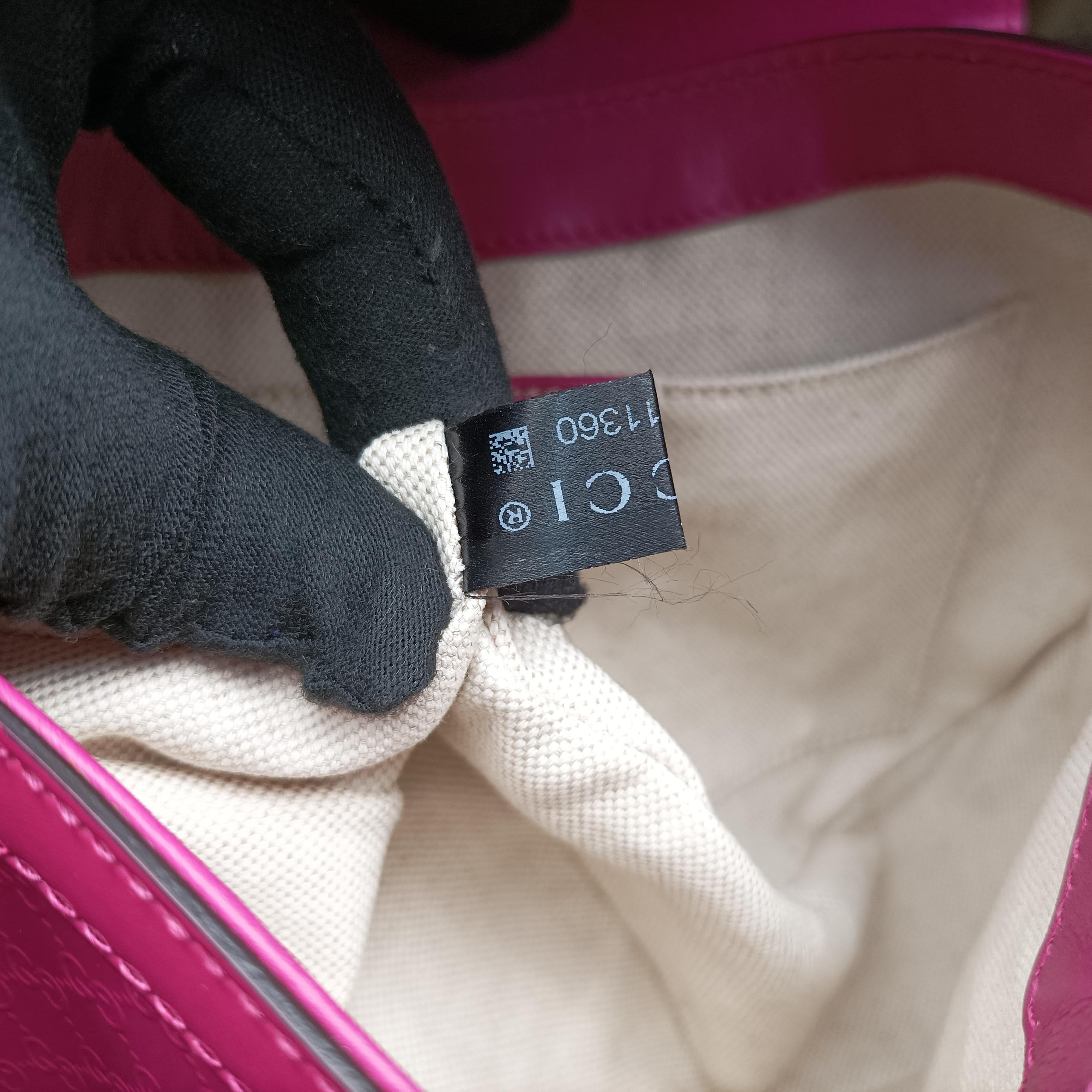 Pre-owned Gucci Nice GG Supreme Rose Patent 336749 shoulderbag | stylenewstar