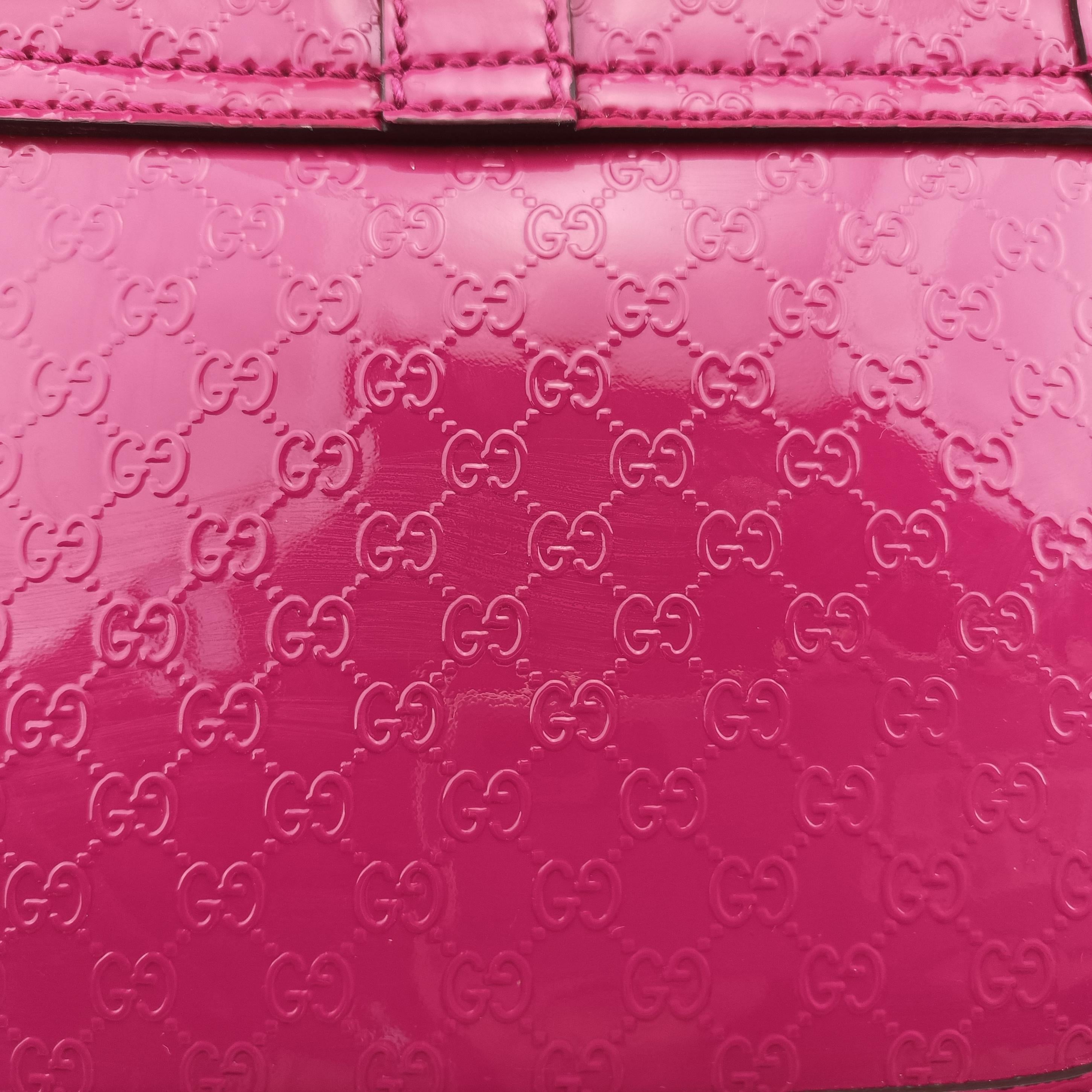 Pre-owned Gucci Nice GG Supreme Rose Patent 336749 shoulderbag | stylenewstar