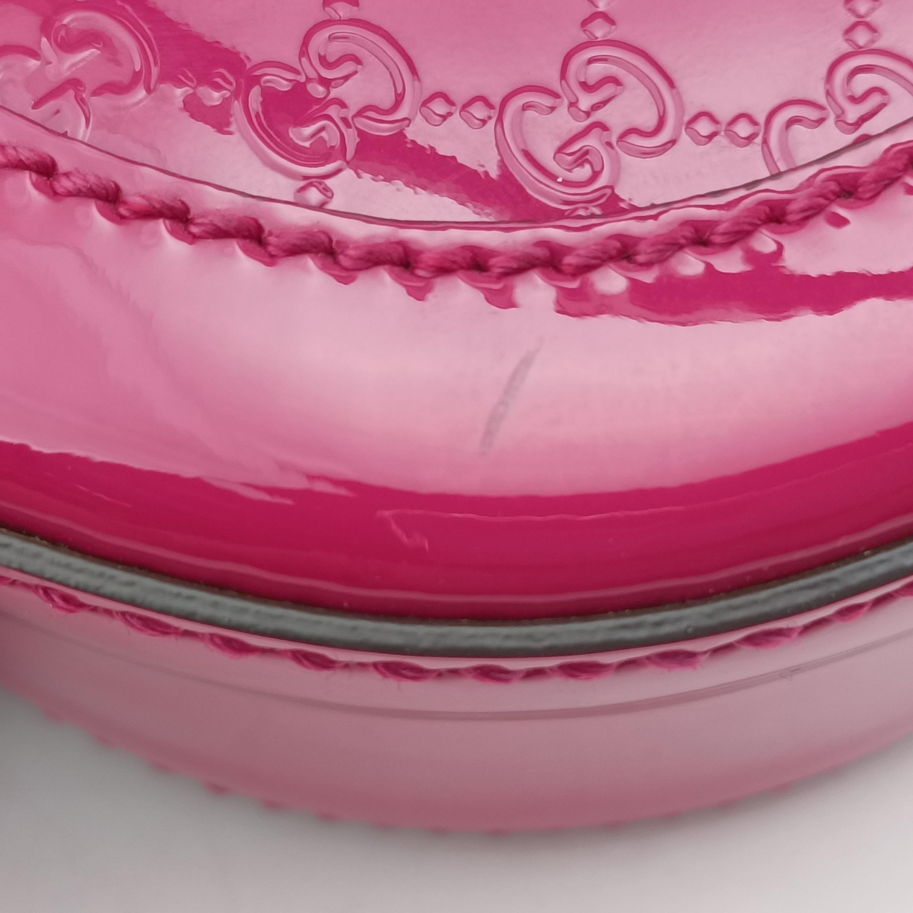 Pre-owned Gucci Nice GG Supreme Rose Patent 336749 shoulderbag | stylenewstar