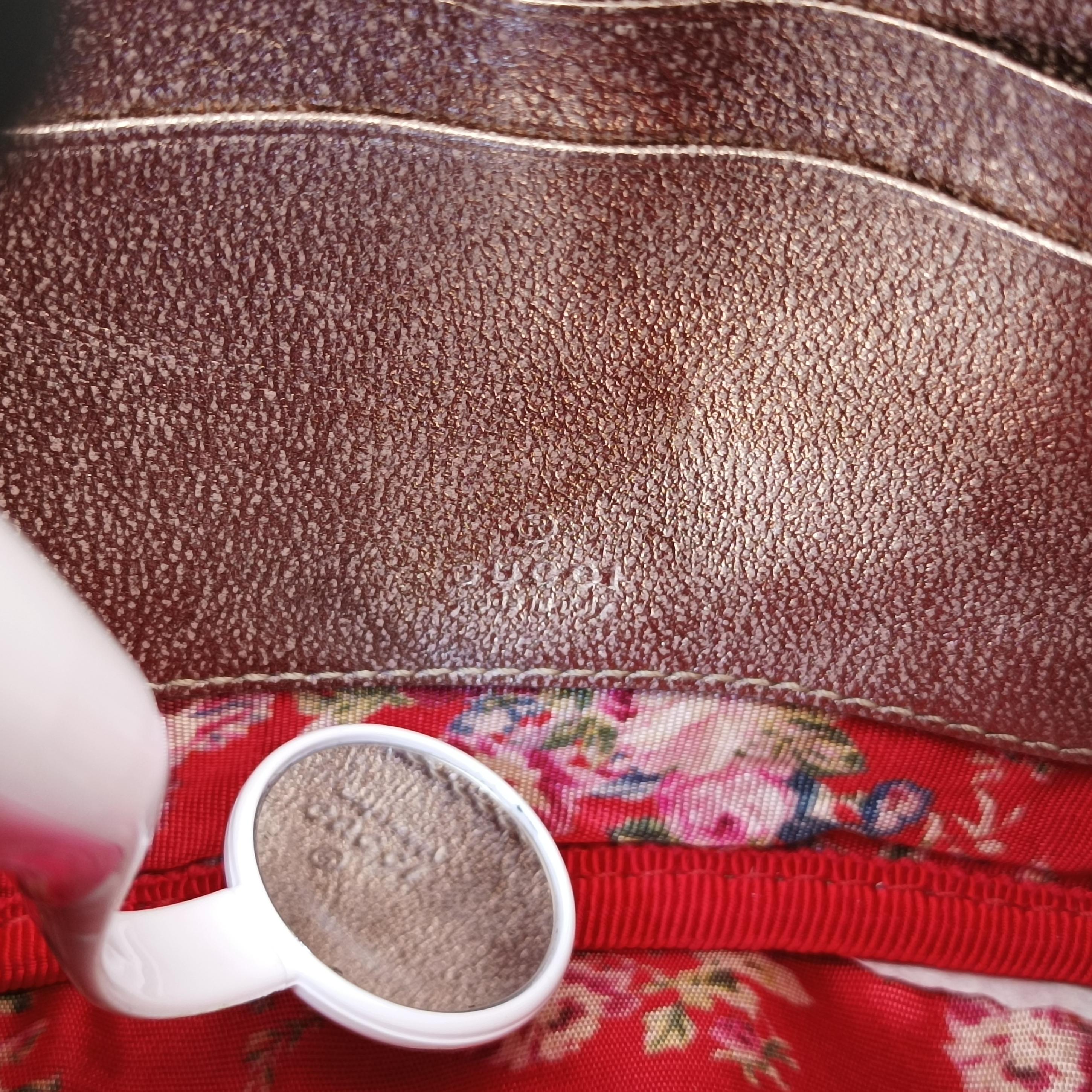 Pre-owned Gucci Laminate pink×blue Leather 534951 shoulderbag | stylenewstar