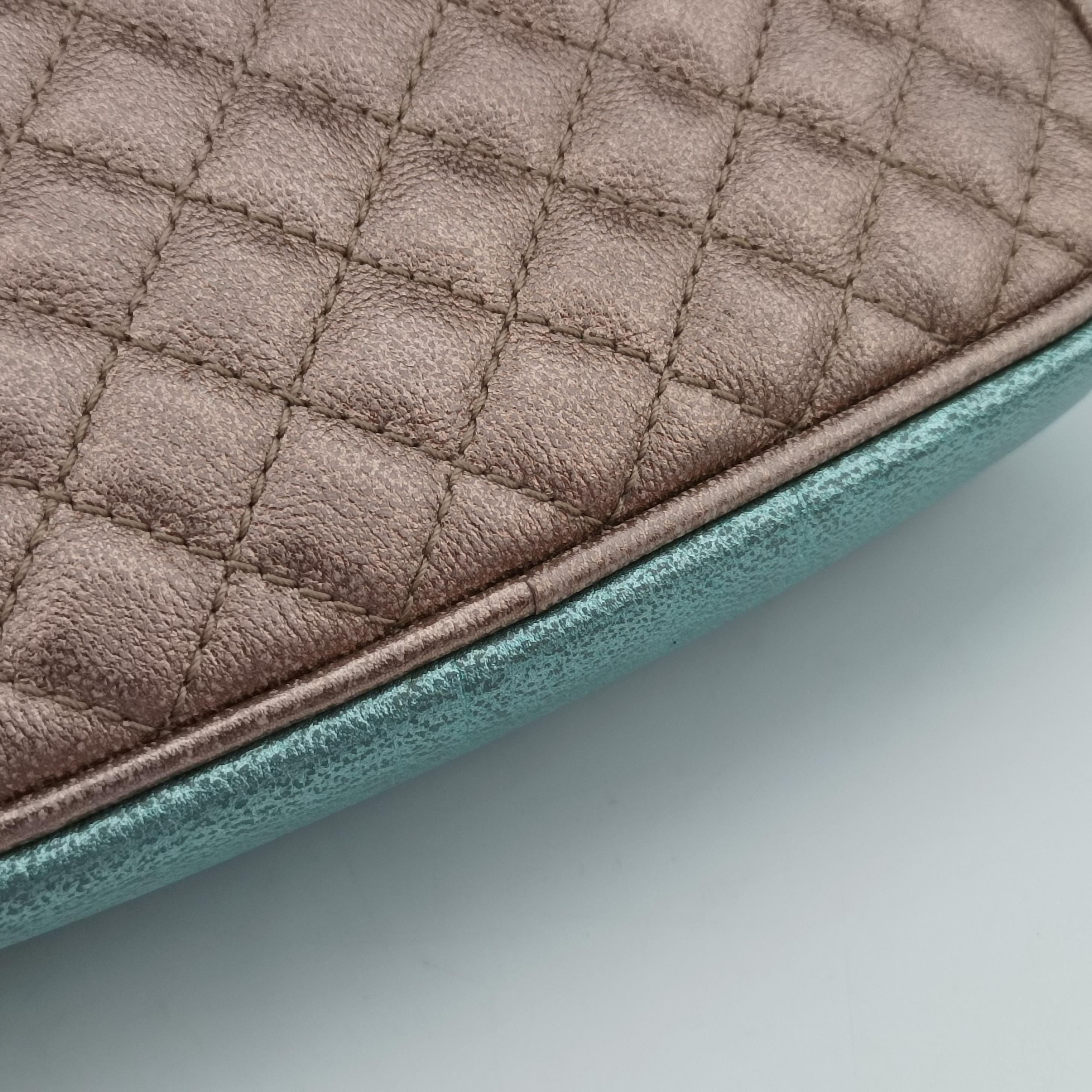 Pre-owned Gucci Laminate pink×blue Leather 534951 shoulderbag | stylenewstar