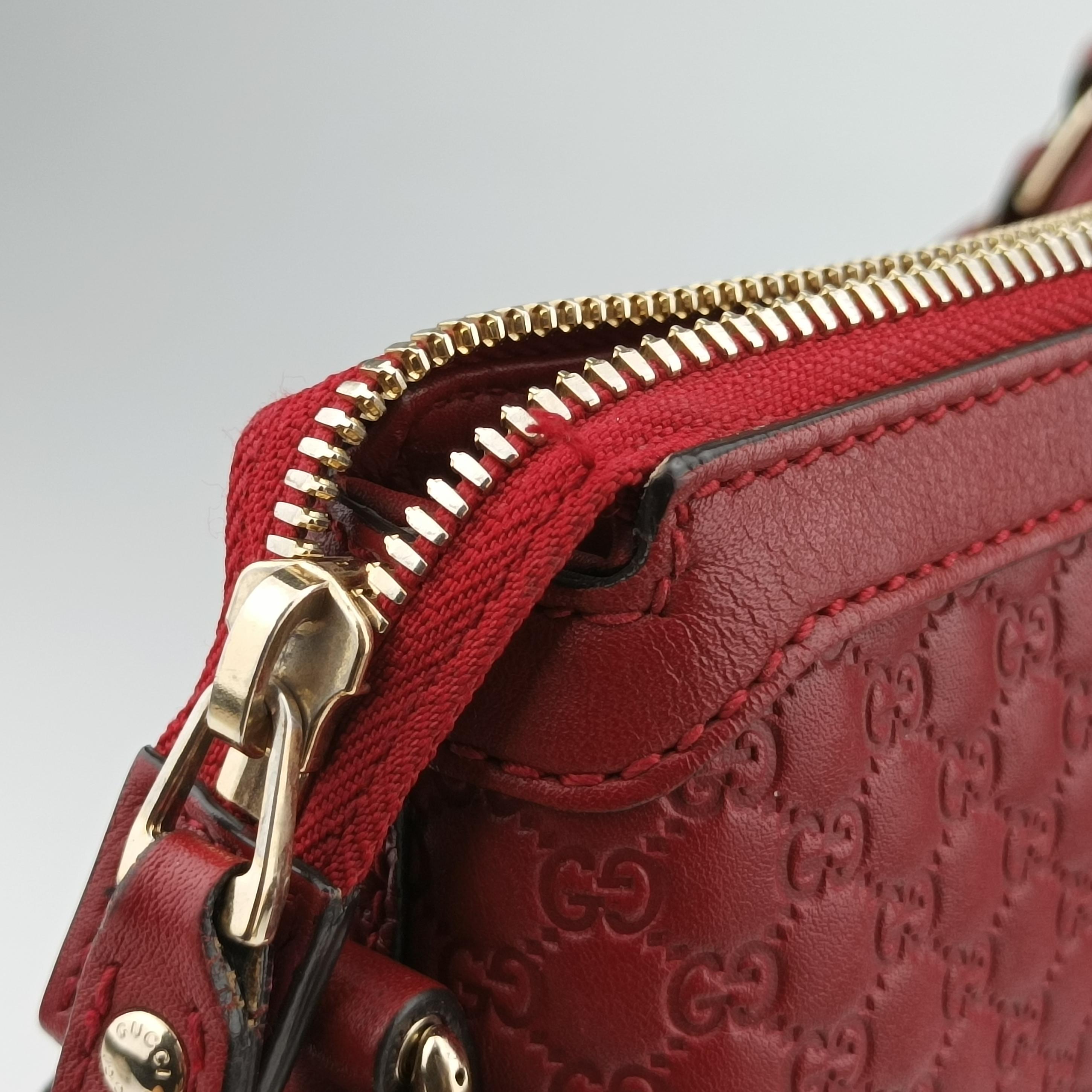 Pre-owned Gucci Microguccissima Red Leather 449655 shoulderbag | stylenewstar