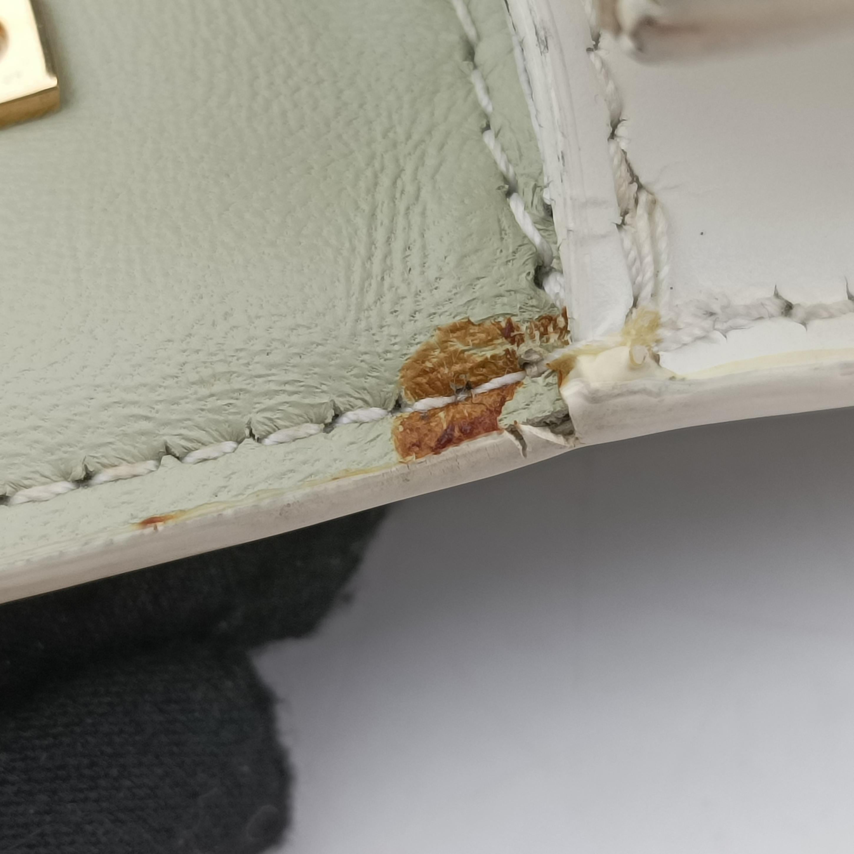 Pre-owned Burberry Monogram Quilted TB Mini Chain White×Green Leather  shoulderbag | stylenewstar